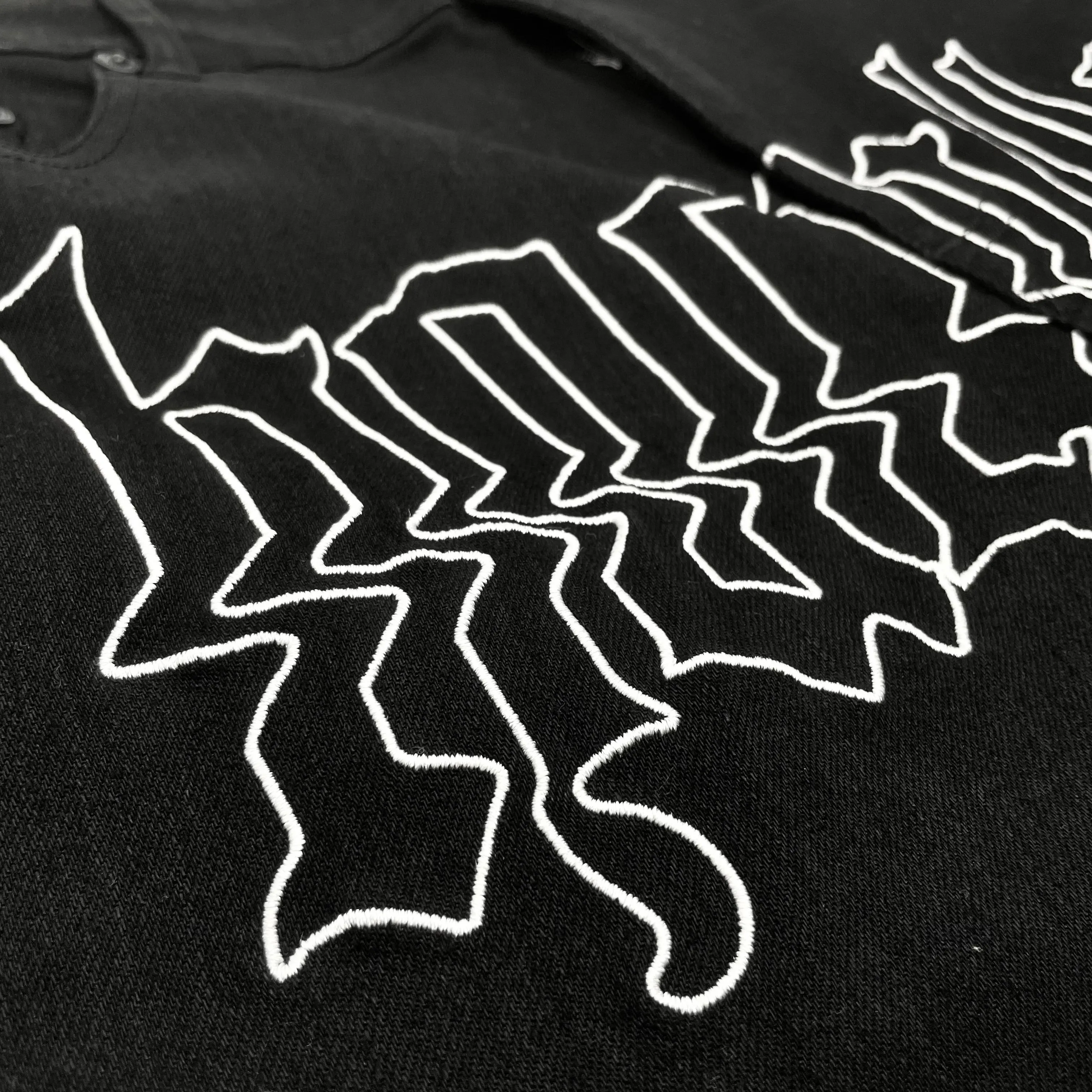 SMOTHERED IN PAINT JEANS Base Comfort