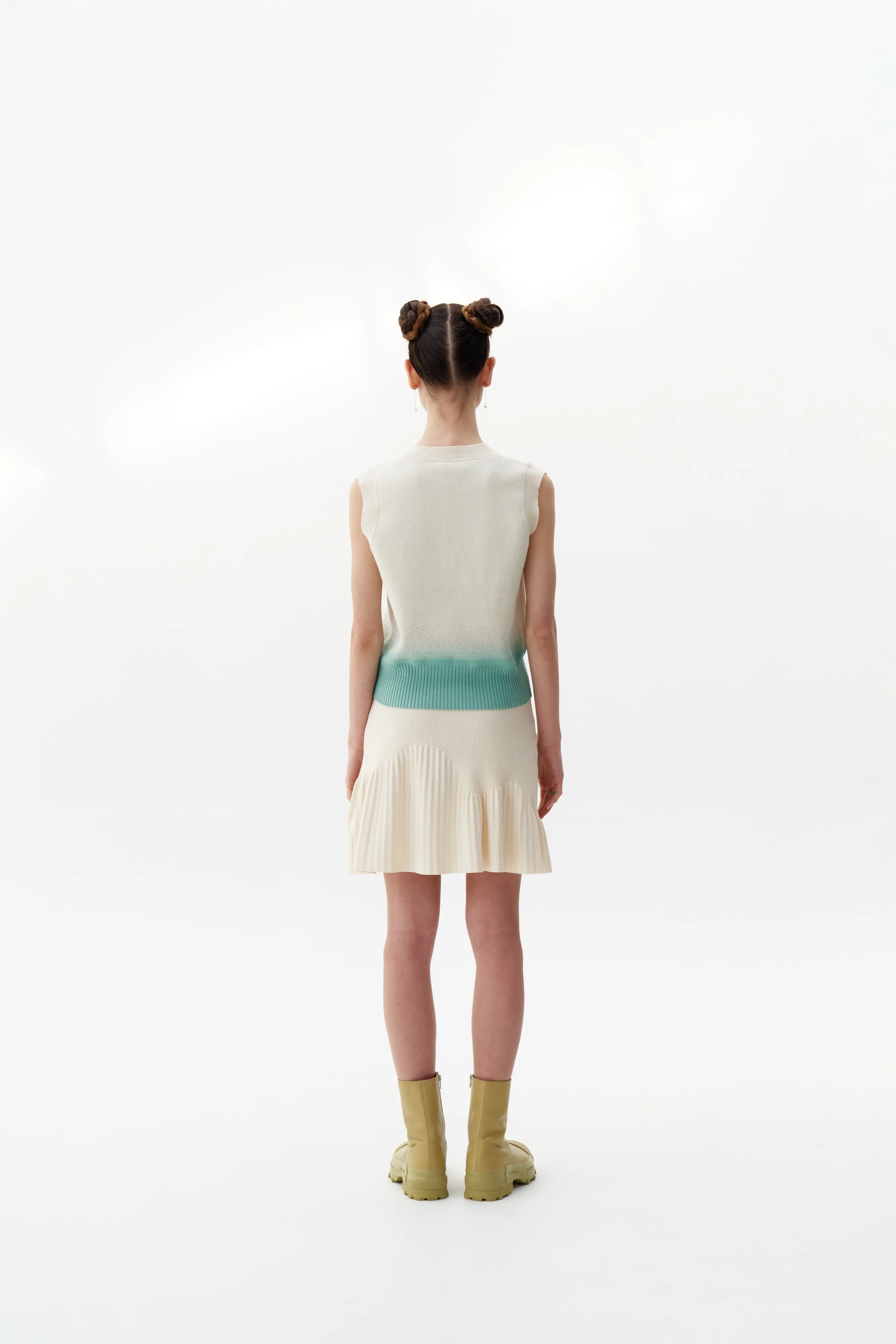 KORE UV REACTIVE PLEATED WAVY MINI SKIRT NonIrritatingStitching Loose cut