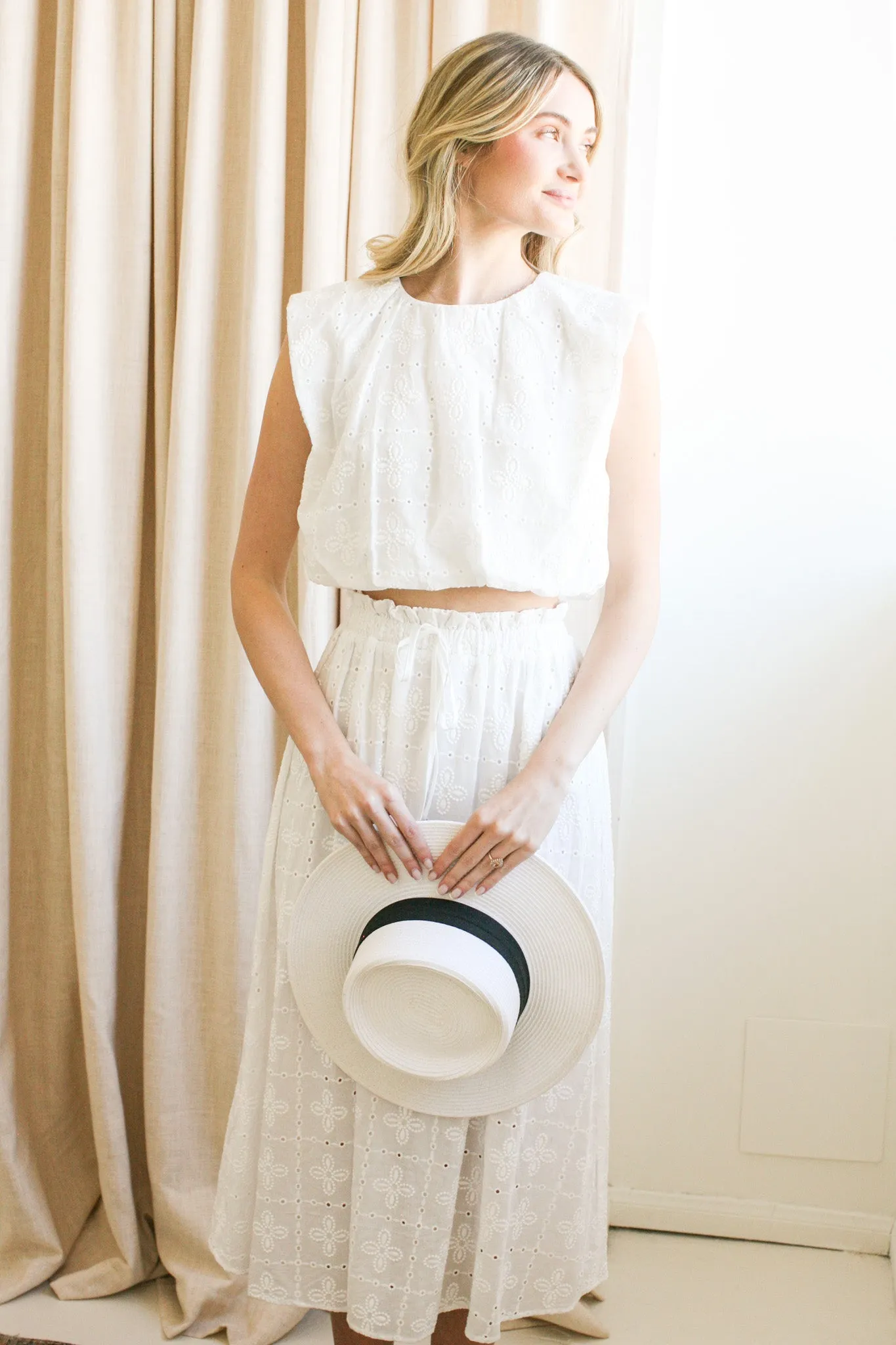 Carolina Eyelet Midi Skirt Minimalist fashion Fresh Detail