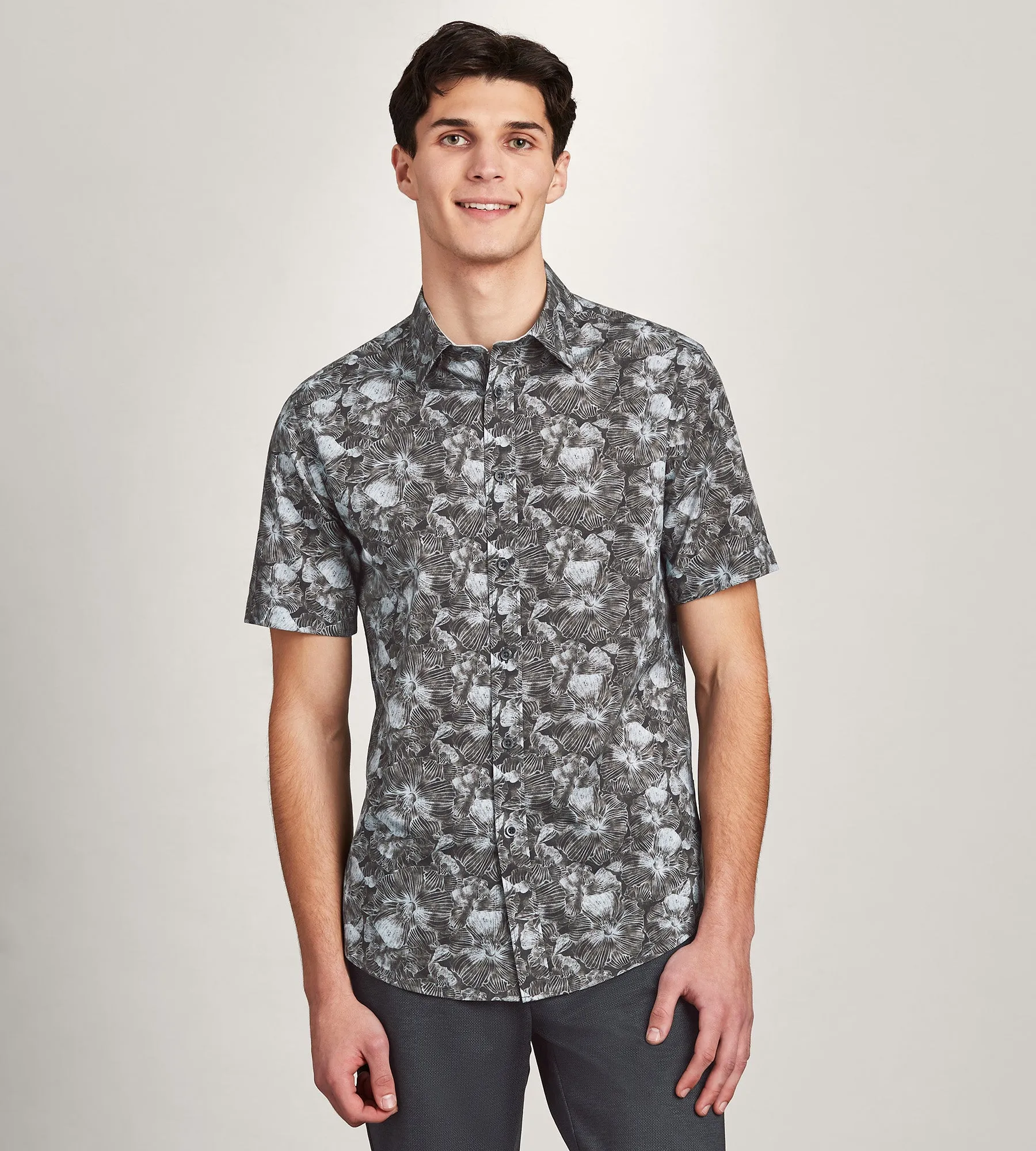 Comfy Look Modern Fit Short Sleeve Linen Like Floral Pattern Casual Shirt