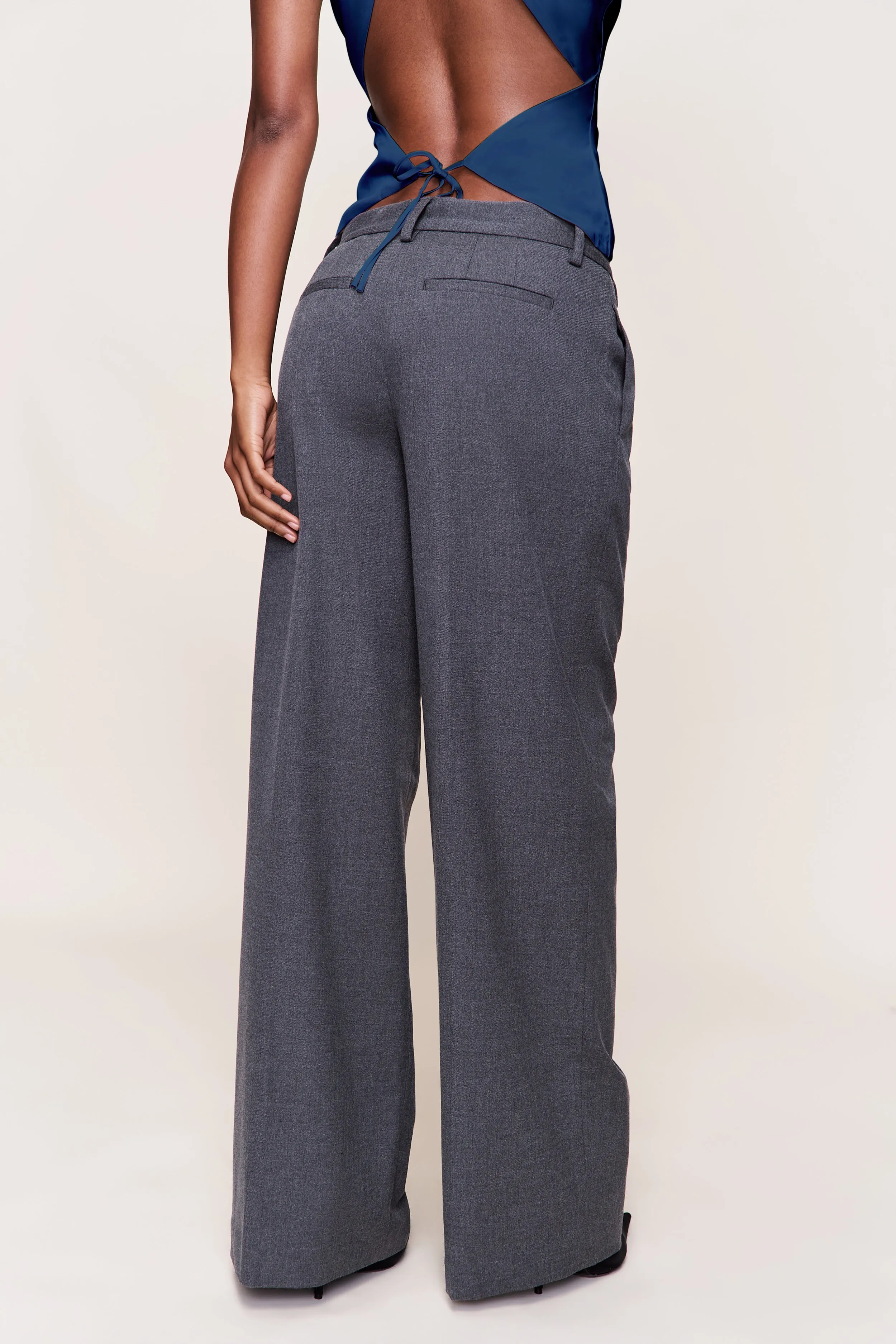 NonRestrictiveCut Natural Fiber Blend Regine Cowl Neck Top