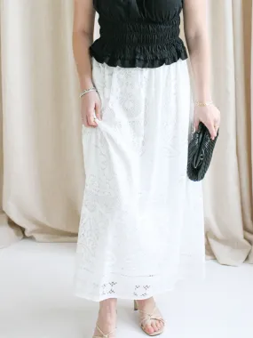 Outfit Diary Travel Ready Crochet Midi Skirt