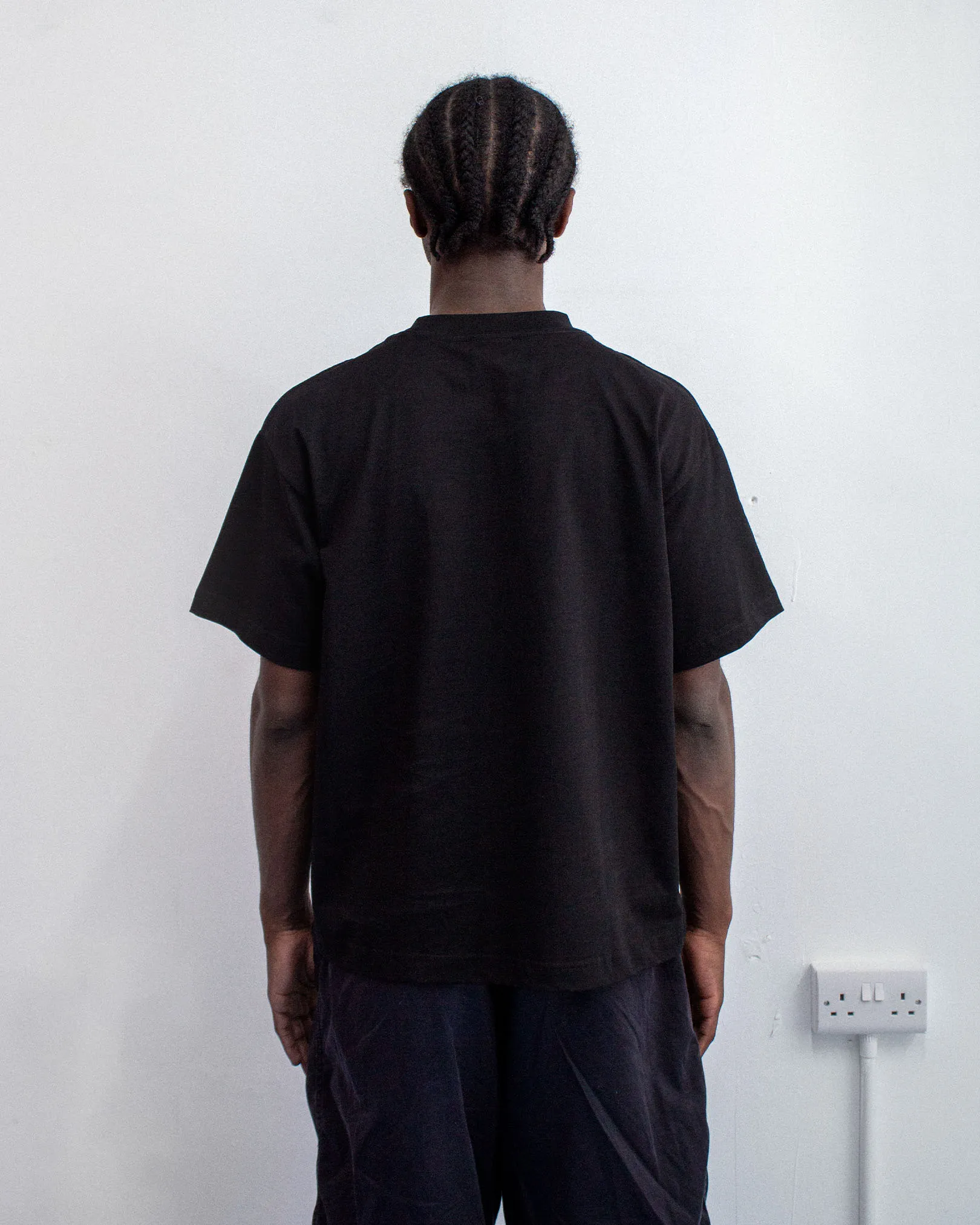 Perfectly Fit Simple Yet Elegant Black Daily Tee