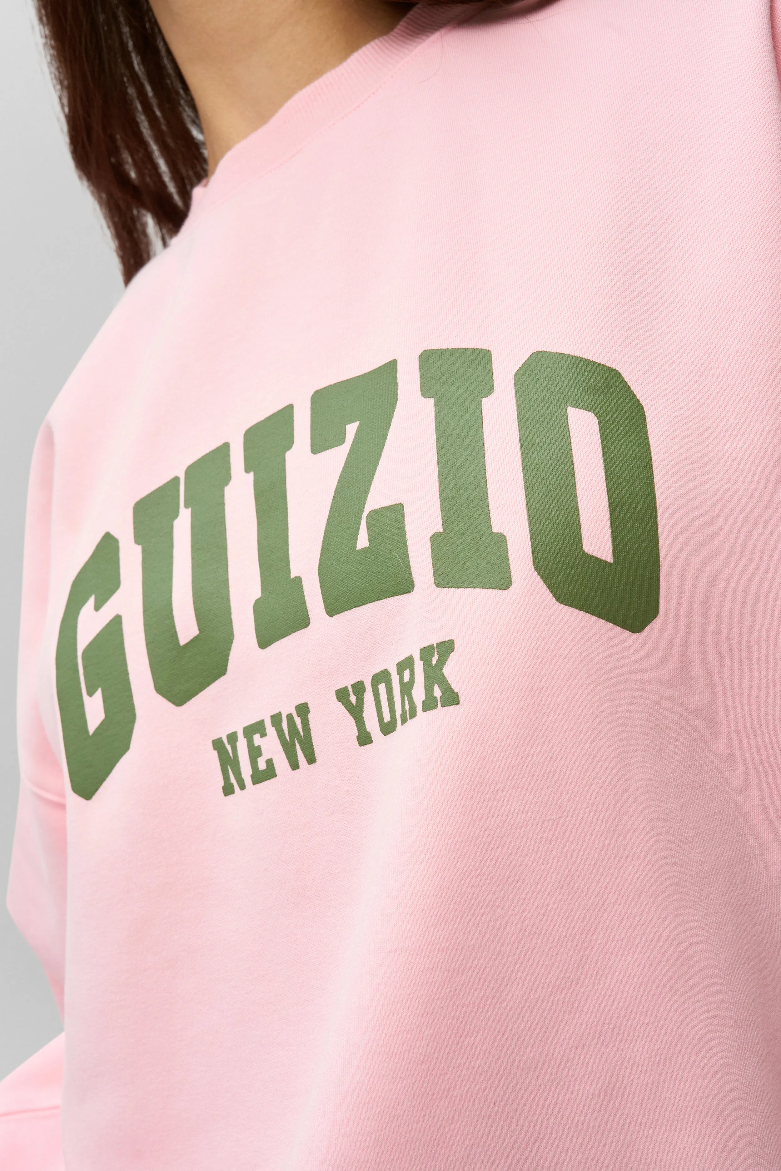 Guizio Fleece Crewneck Chilly Layer Look