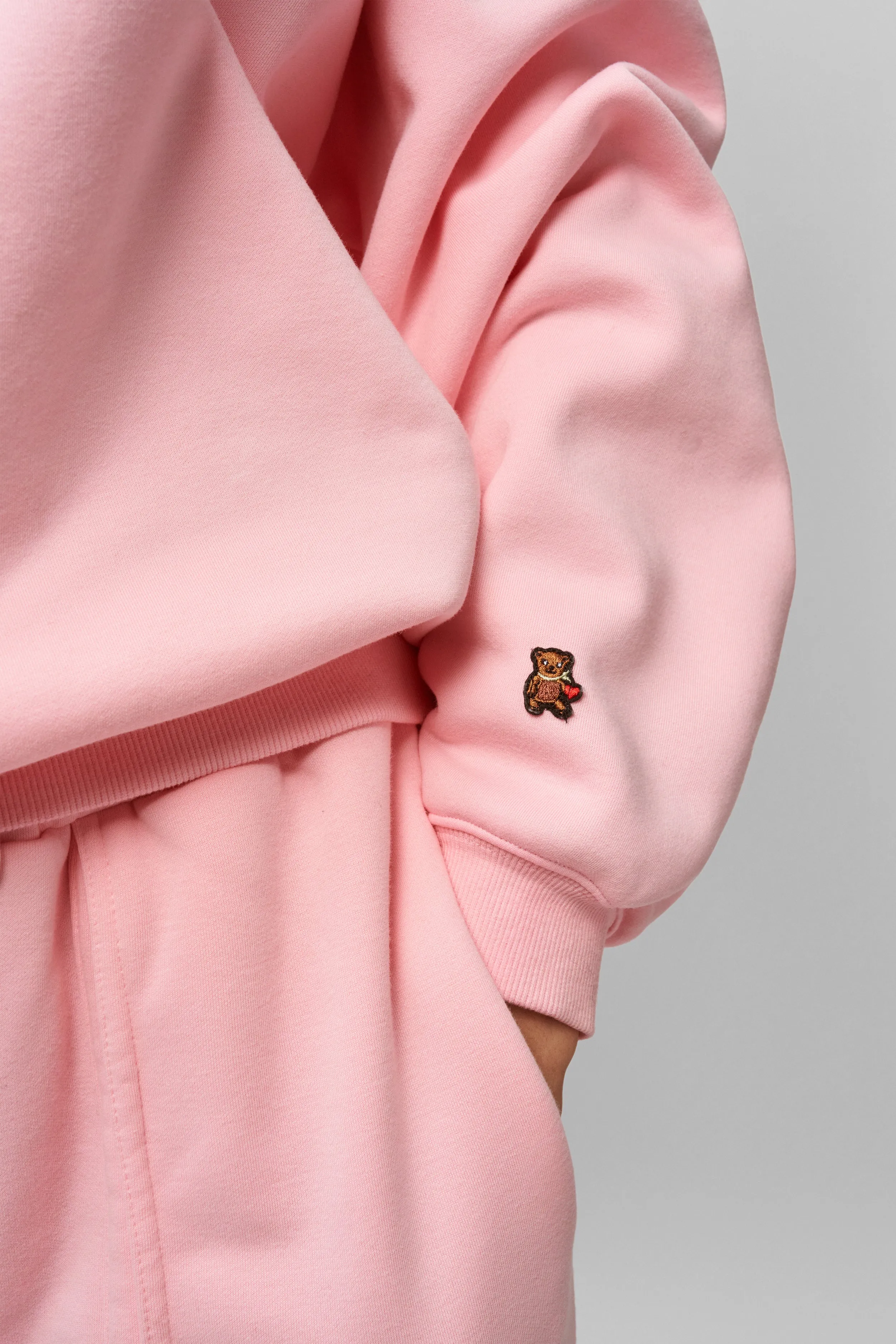 Guizio Fleece Crewneck Non Restrictive Armhole Effortless Style