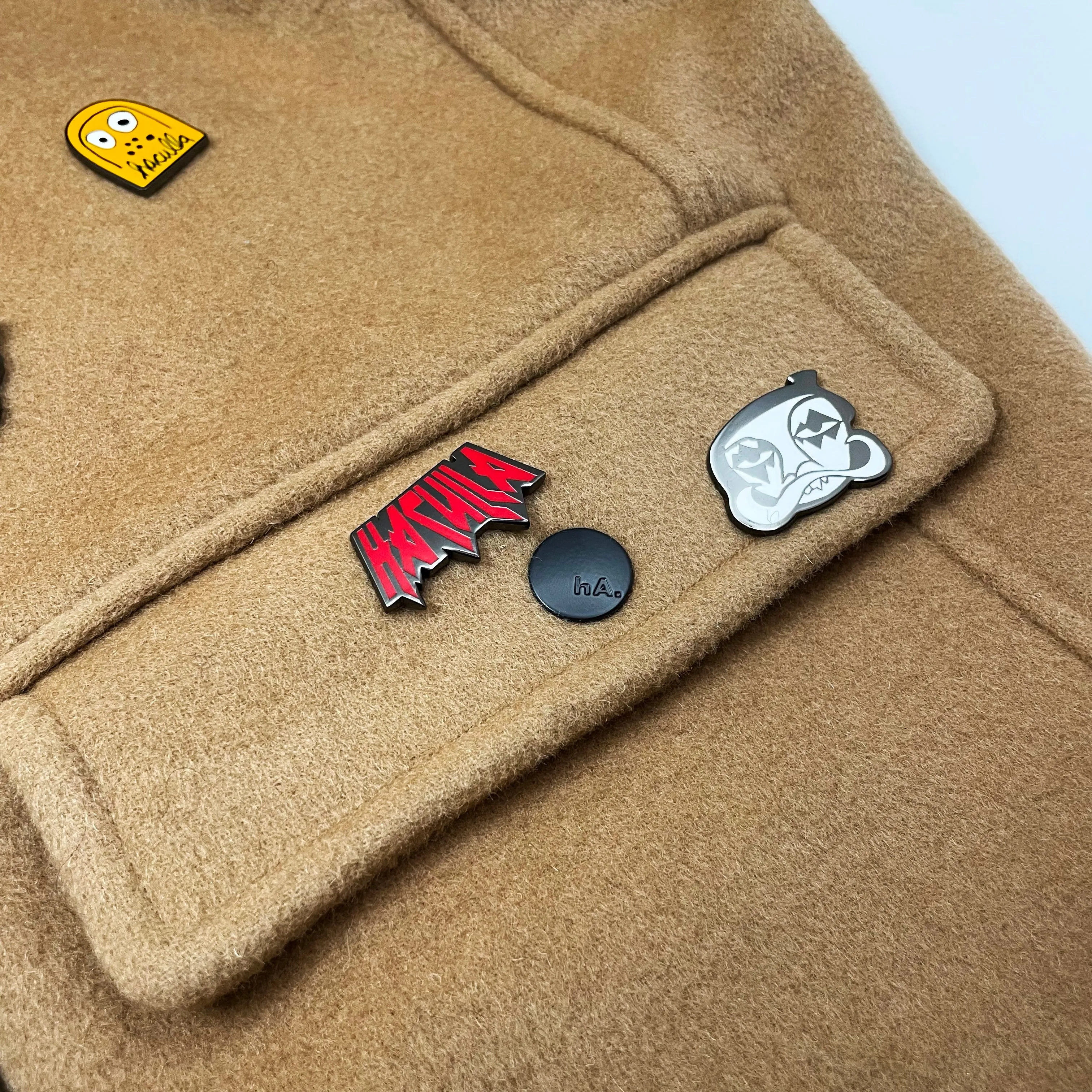 Soft Comfort Design Neutral palette PIN EXPLOSION OVERCOAT