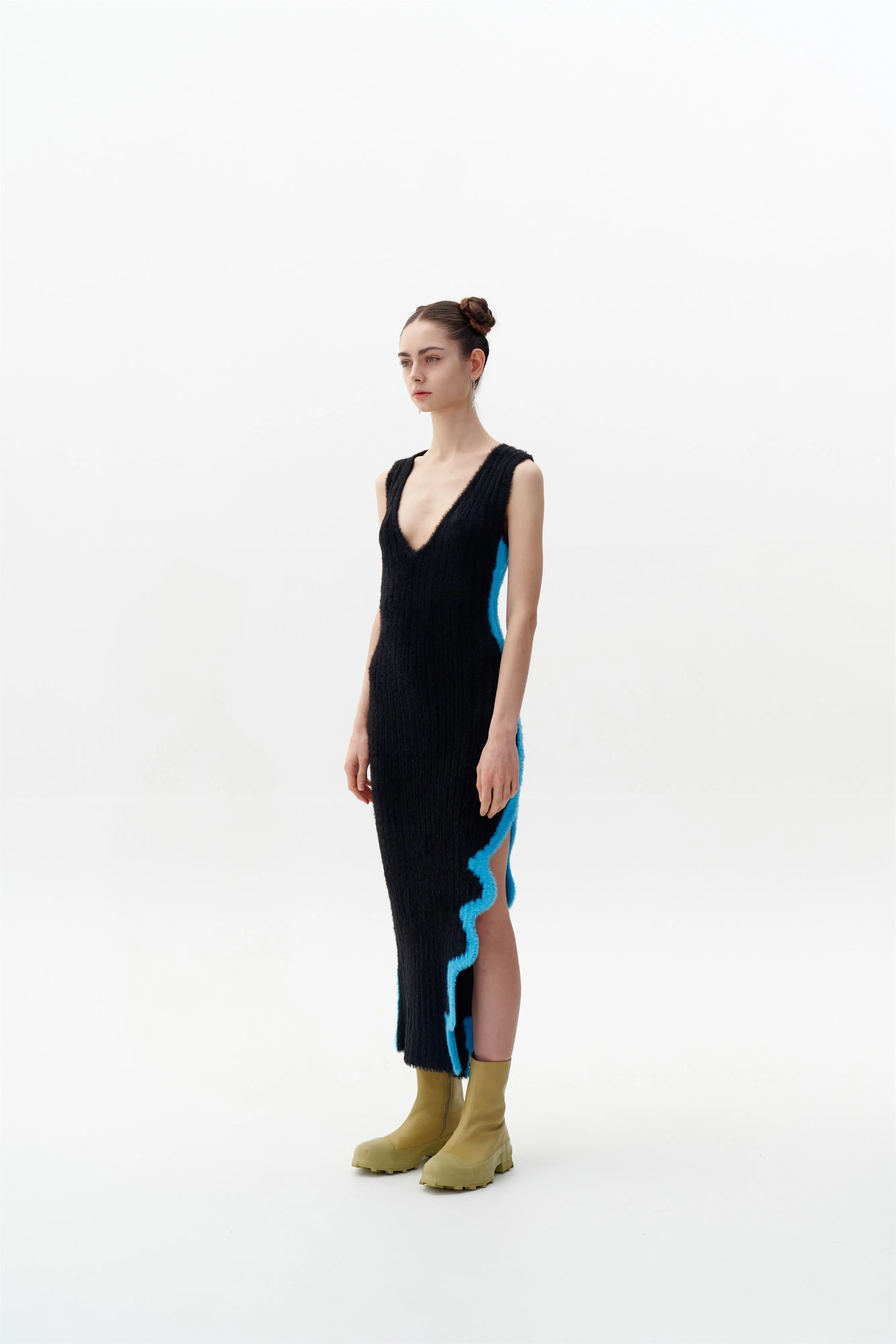 SATURN ECO FAUX FUR REVERSIBLE LONG DRESS WITH SIDE SLIT Ribbed-Texture