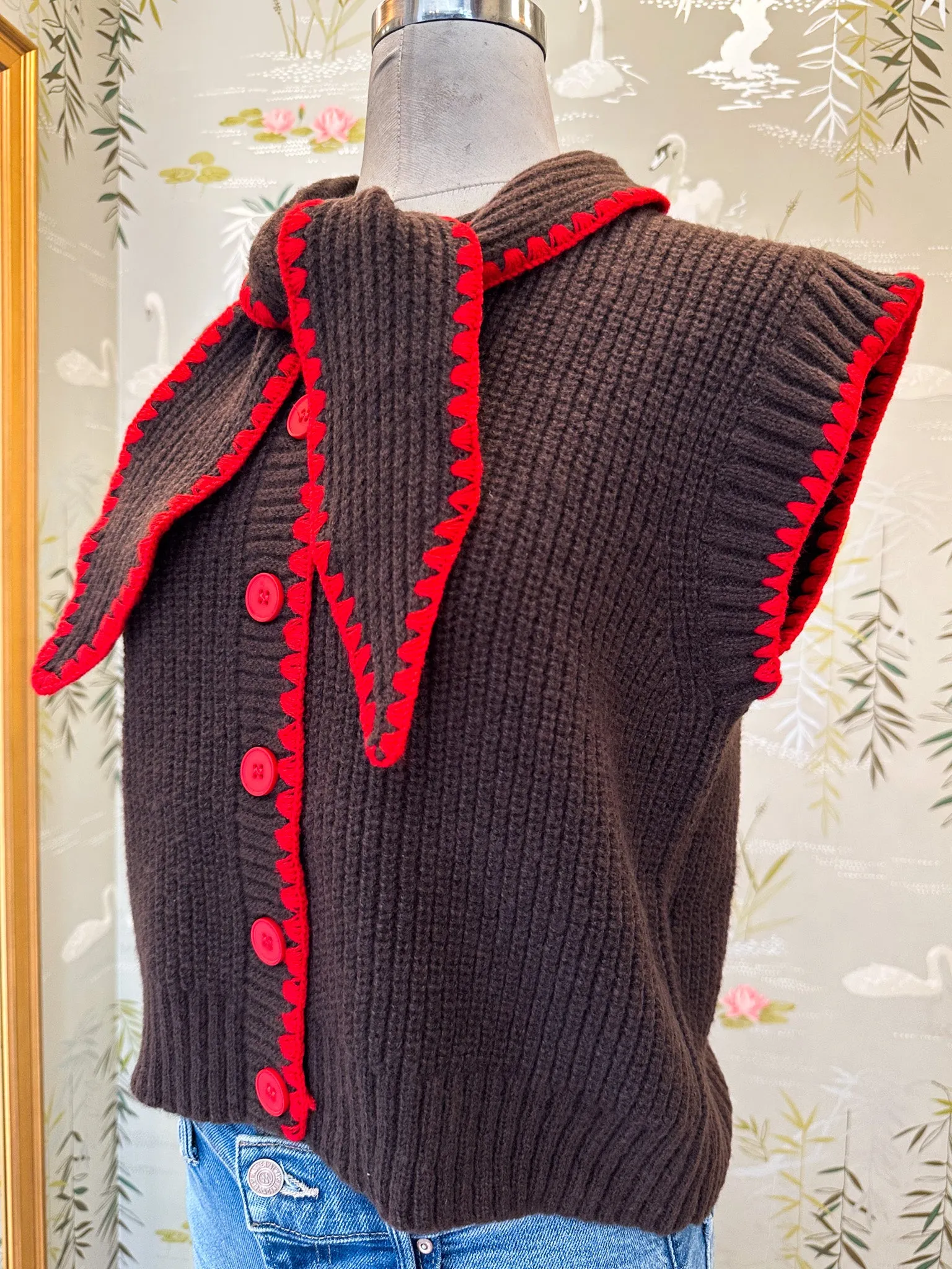 Casual Wear Fit Sailor Sleeveless Knit - Brown