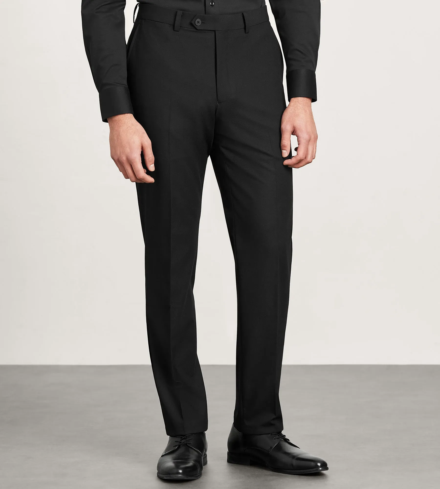 Modern Fit 360?? Stretch Black Suit Separate Pants Ventilated Panels Flattering Design Wear