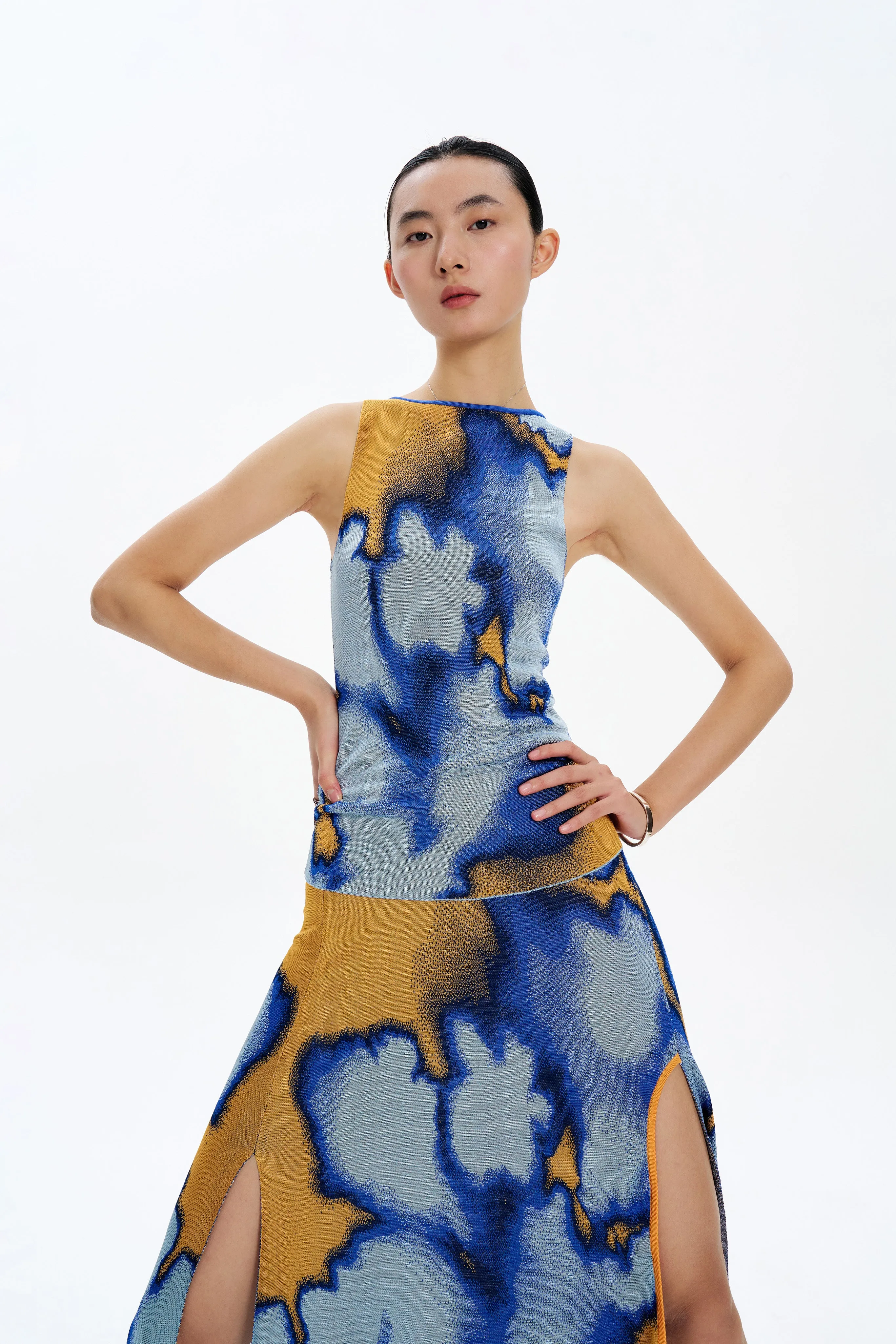 CLAIRE TIE-DYE BOATNECK TANK Flatlock Stitching Technique