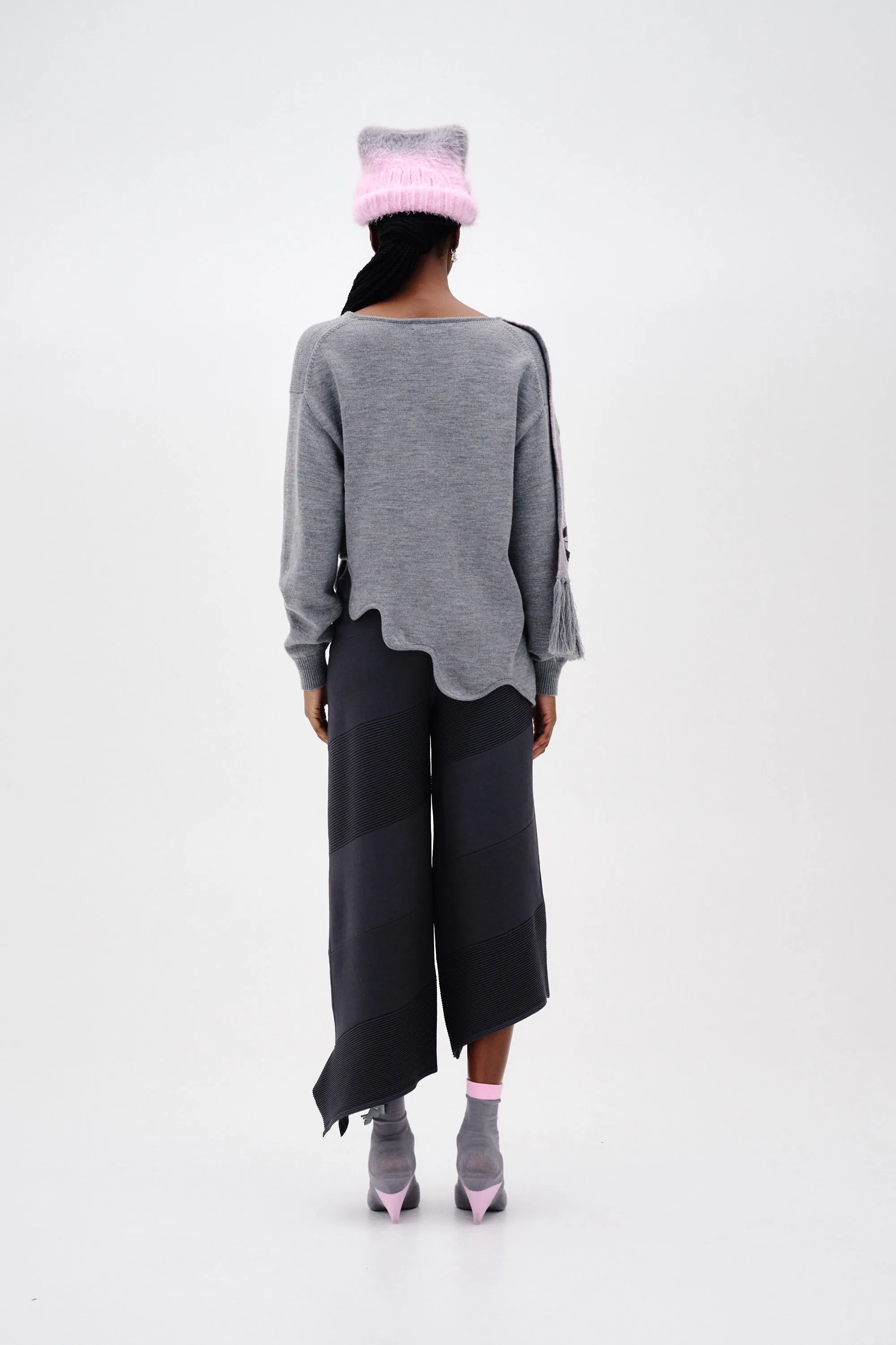 DOLLY WAVY MERINO WOOL PULLOVER FullCut Shoulder Durable Chainstitch