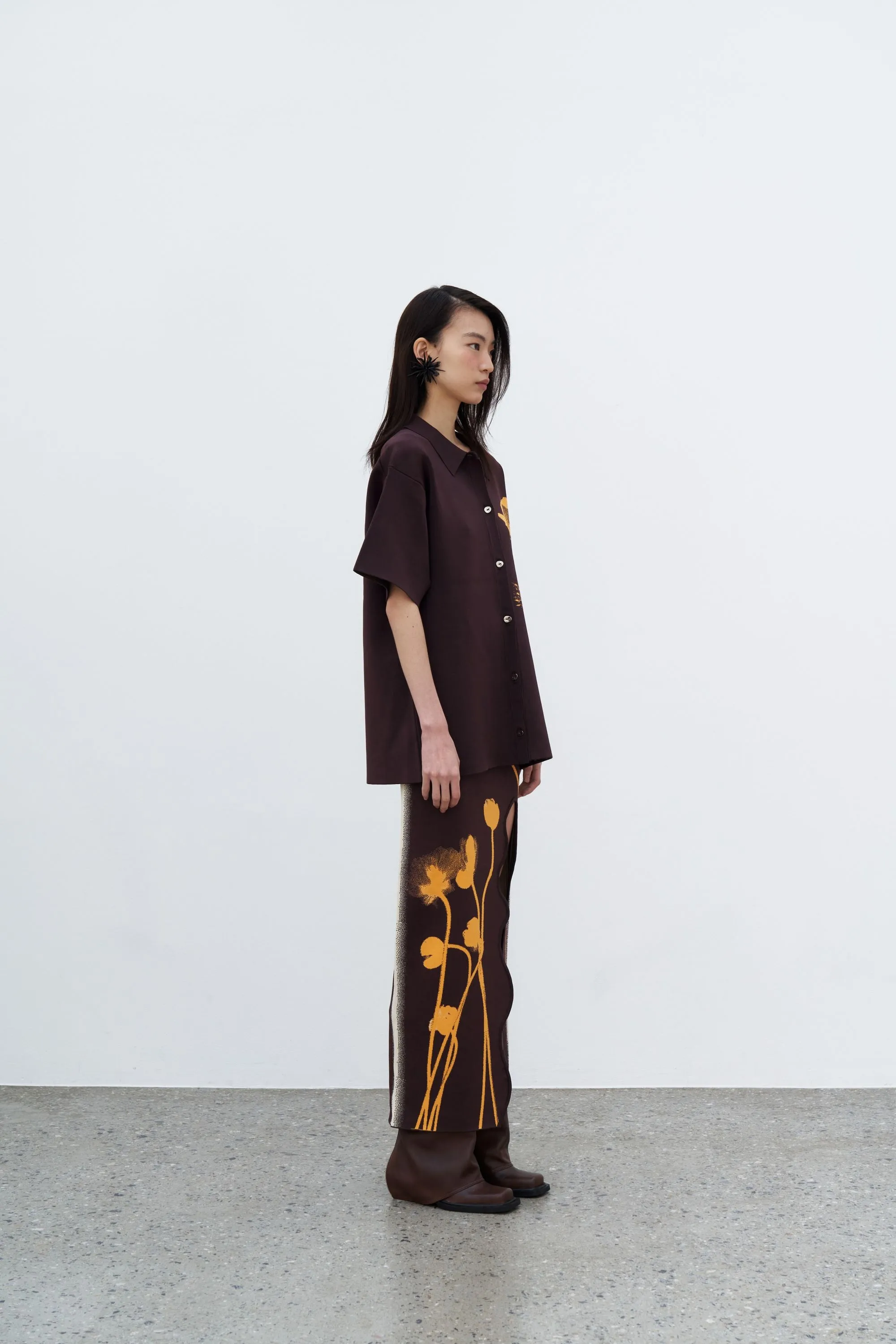 StainResistantFinish Active Performance LILY FLOWER PRINT WAVY MIDI SKIRT