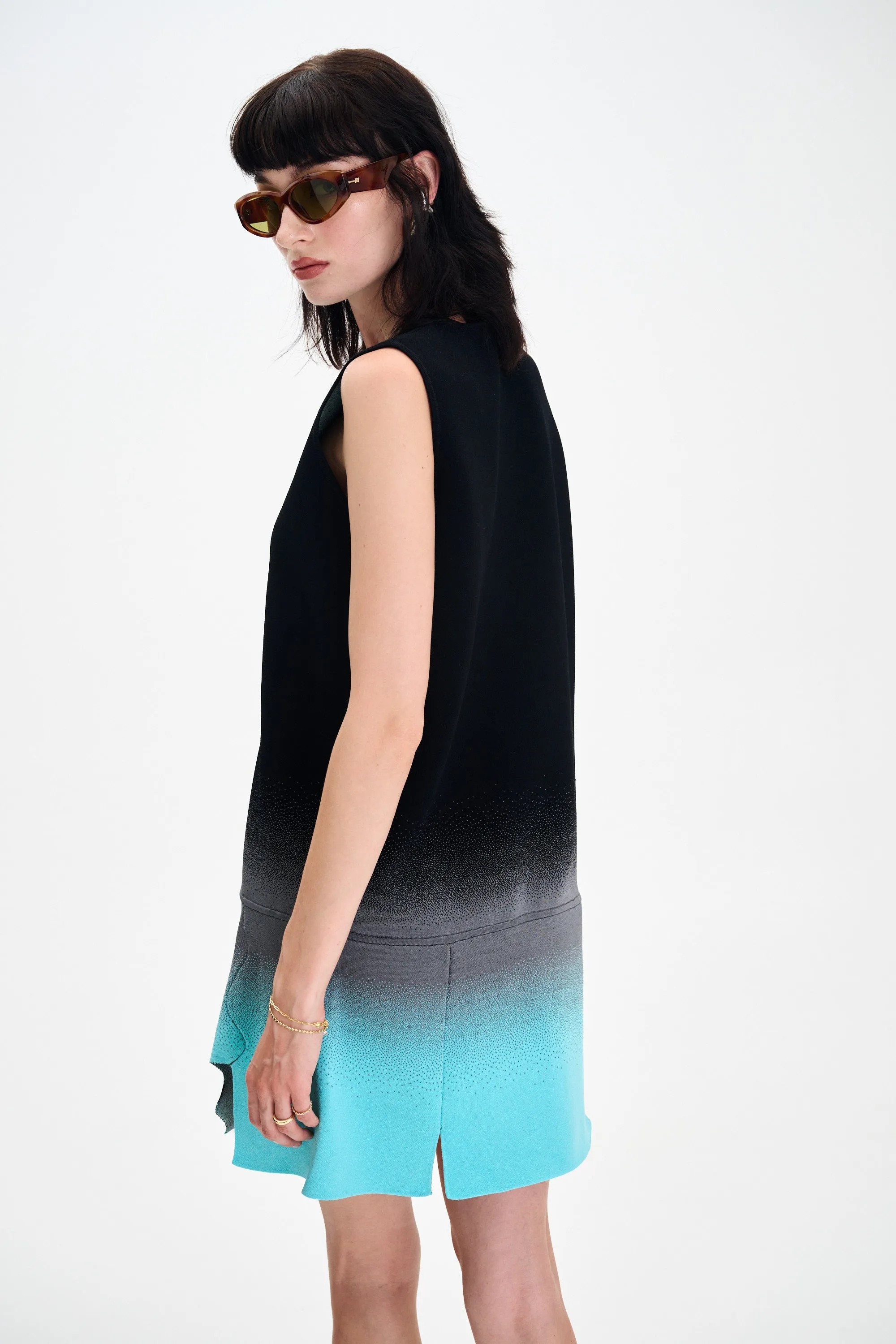 JAFAAR V-NECK DRESS Flexible Waist Smart Cut