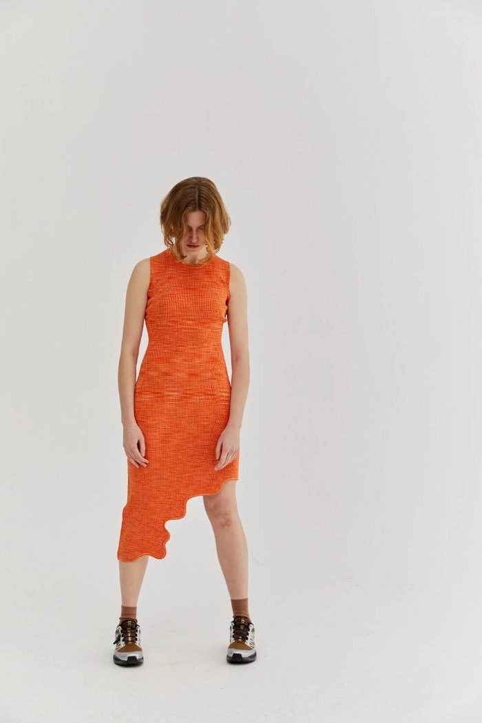 Hannah Silky Asymmetric Wavy Dress Smooth Fit Layered Fabric