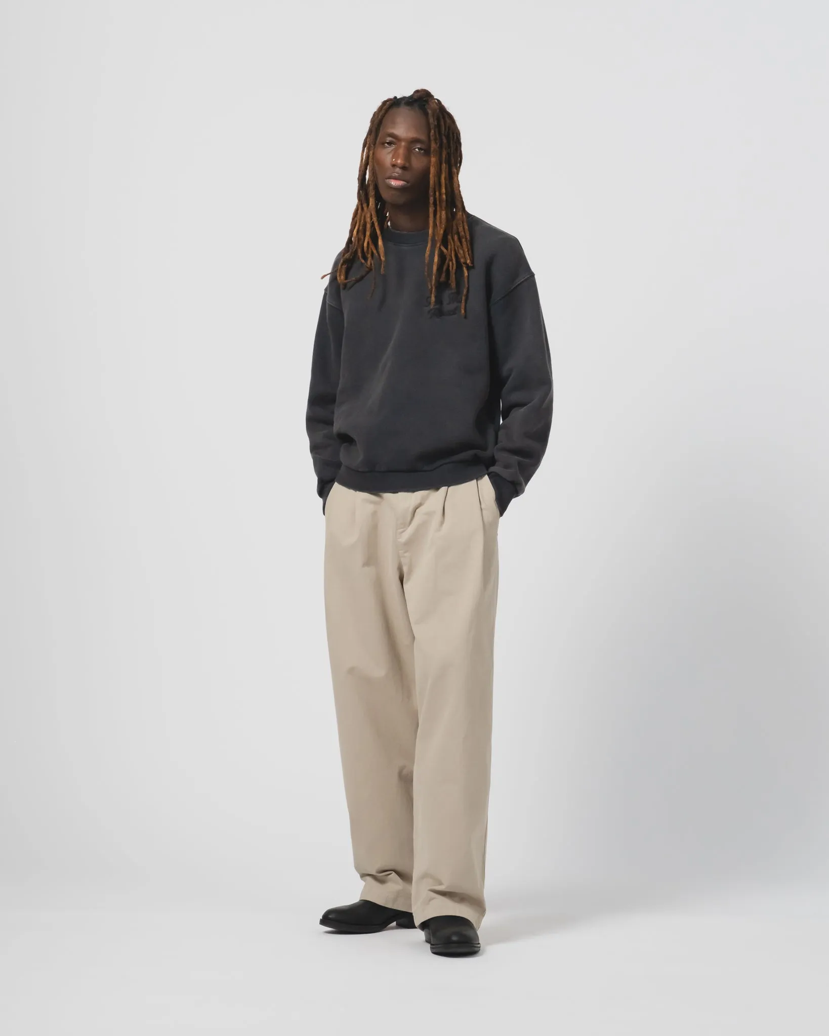 Detroit Sweater Basic Fleece Washed Black Comfy Vibes