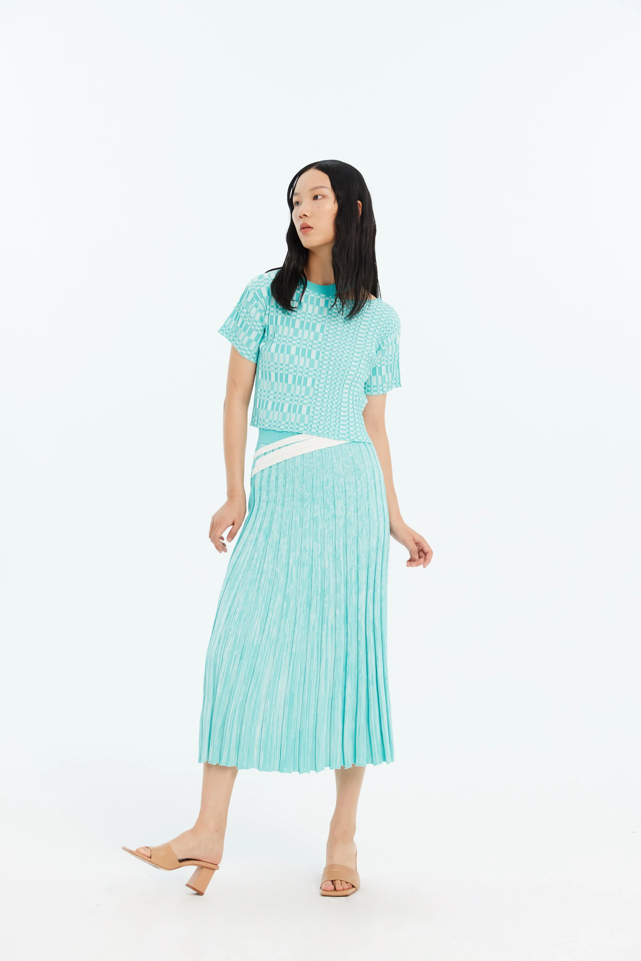 DEVAN ECO CROPPED SHORT SLEEVE TOP Interlock Weave