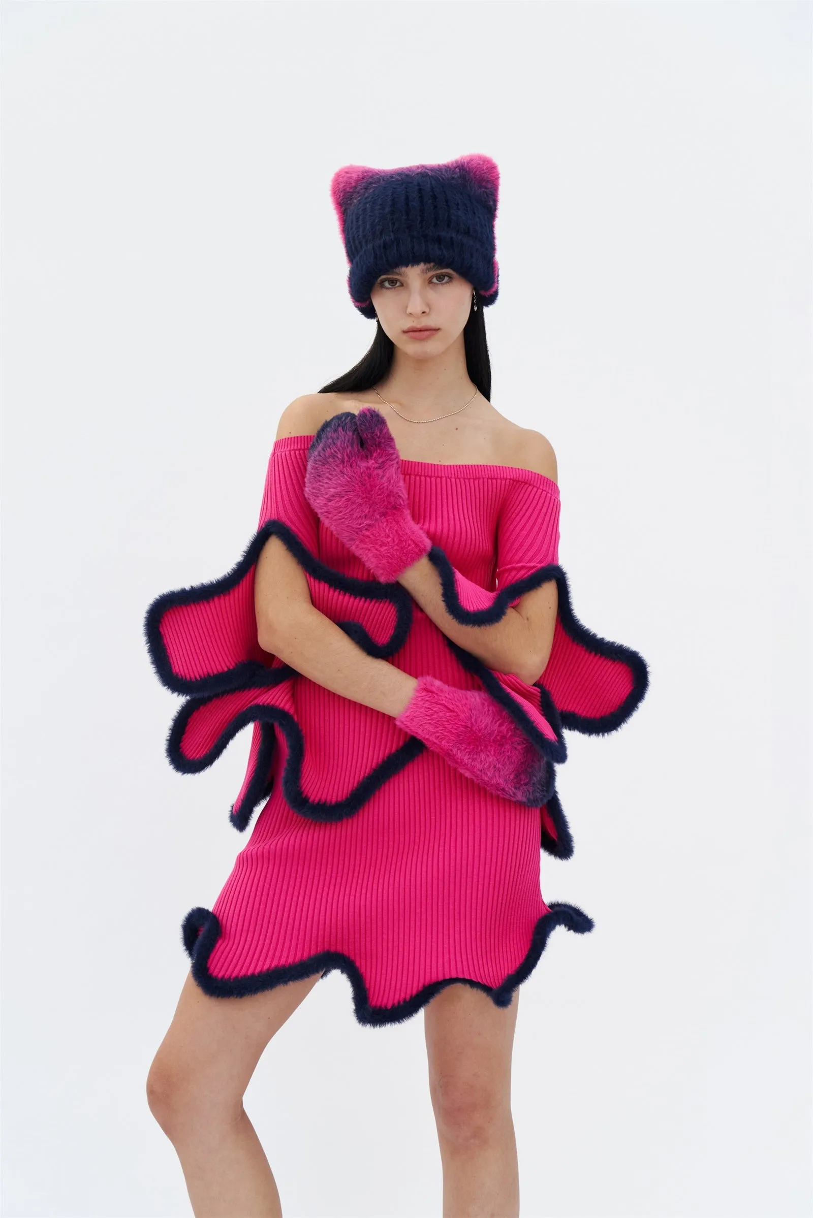 DIANAE DROP SHOULDER 3D WAVY TOP Stretch Fit Top Compact Weave Fabric