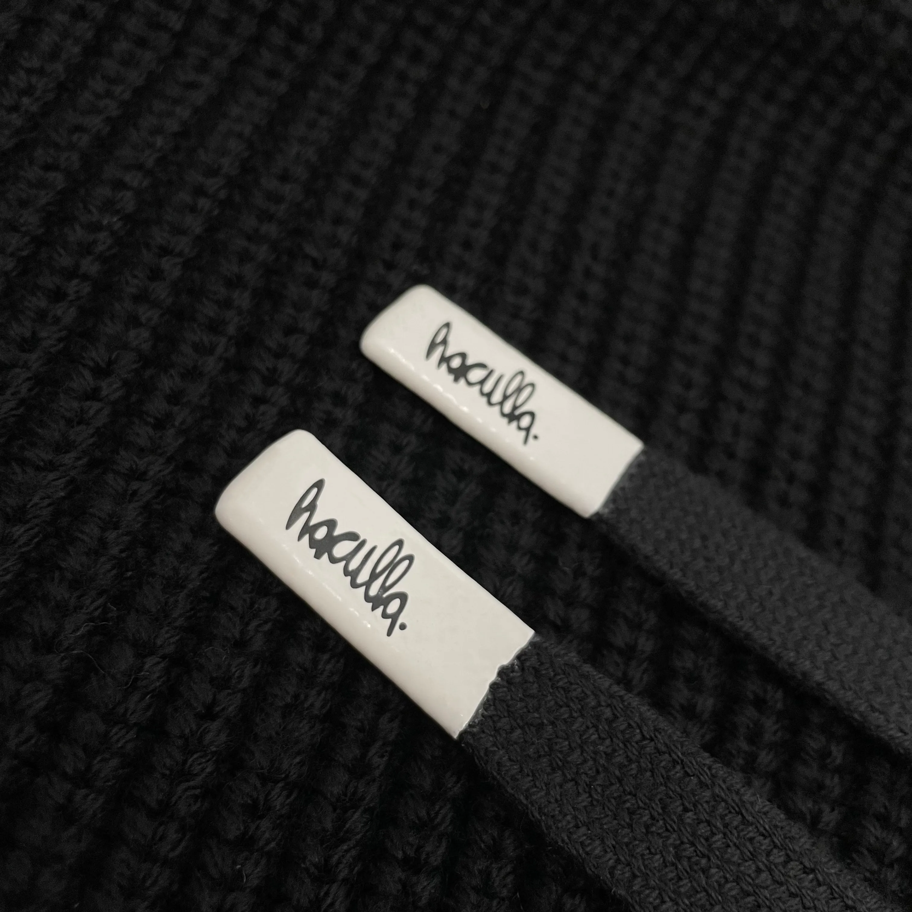 Effortless Wear DISTRESSED HACULLA KNITTED SWEATER HOODIE