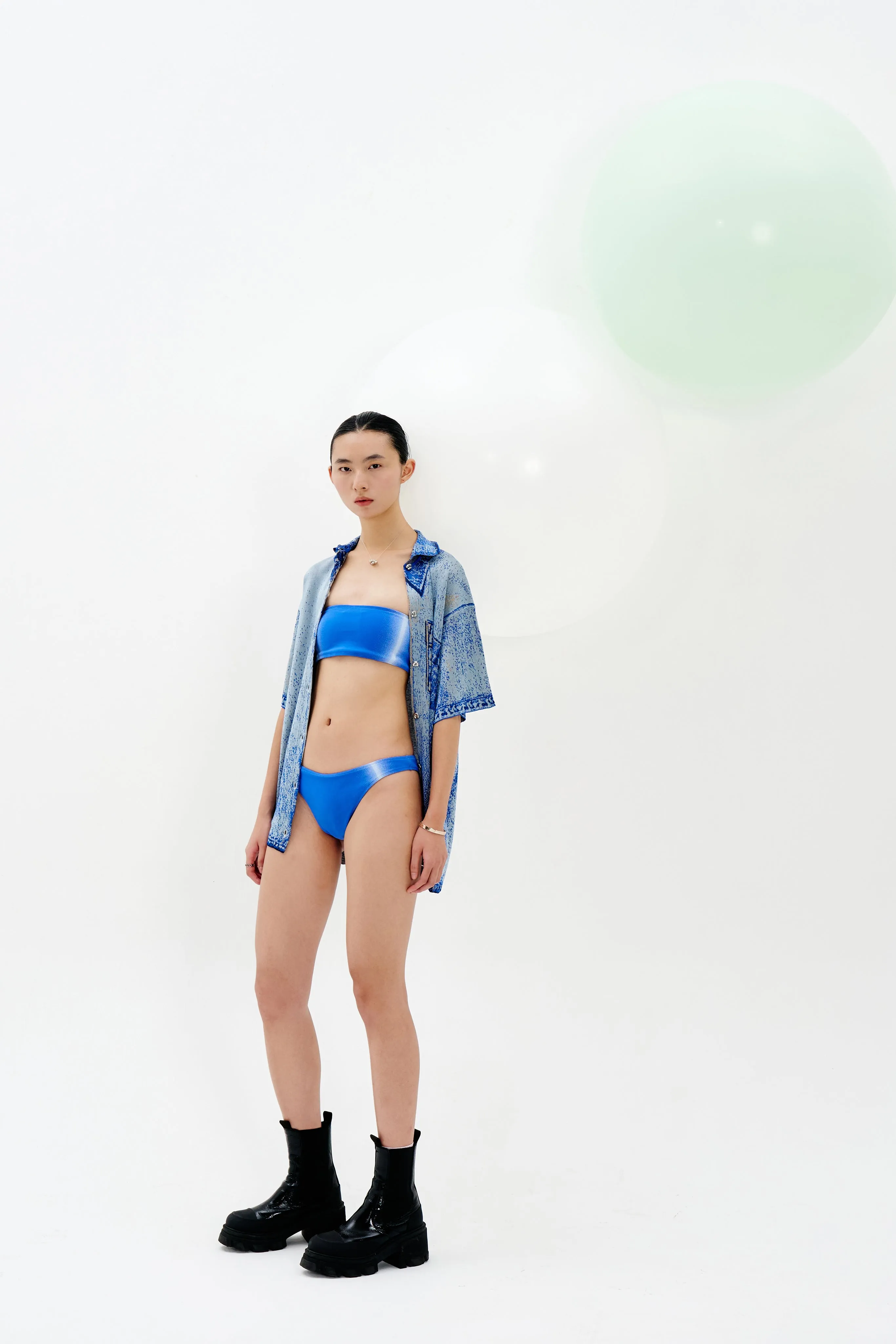 SoftTouchFinish Flatlock stitching ASHER OVERSIZED DENIM PRINT POLO