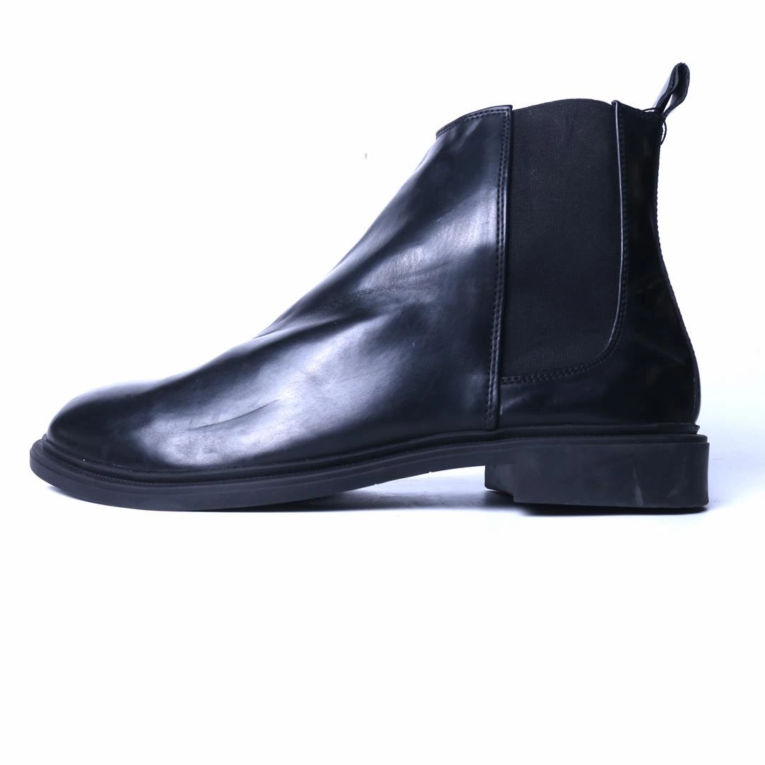 Neutral Setting ZARA. .