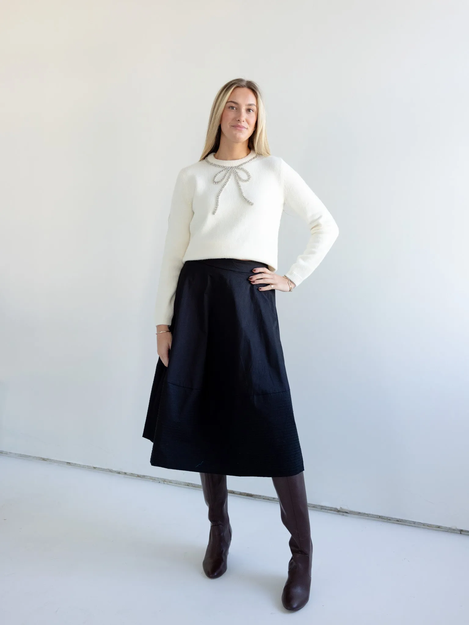 Chill Design Trendy Knit Eloise Bow Sweater