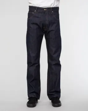FIT 67 Loose Straight Selvedge Denim Chilly Weather Comfort