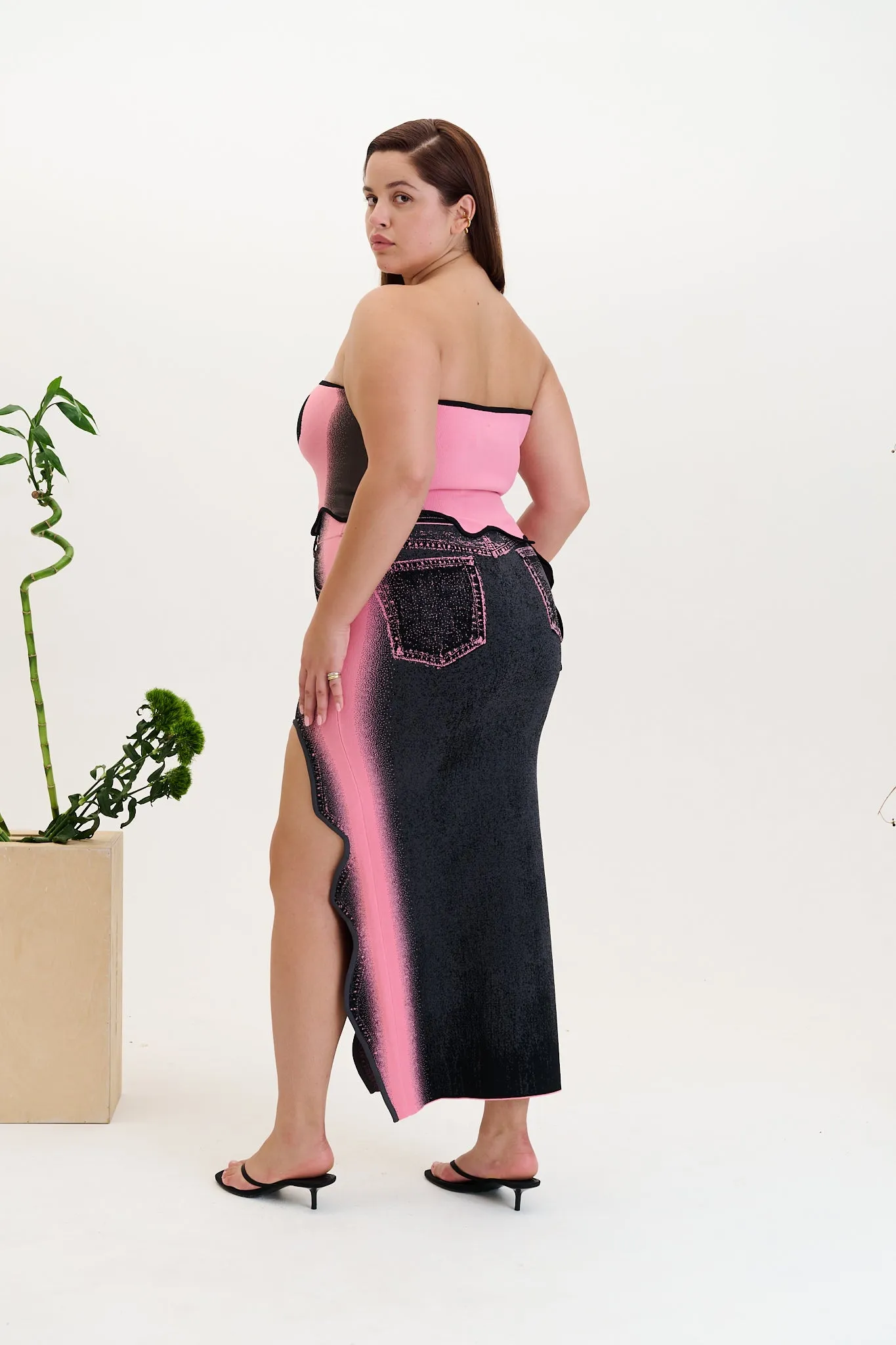 Secure Cuff Design Breathable Lining LILY WAVY MIDI DENIM SKIRT