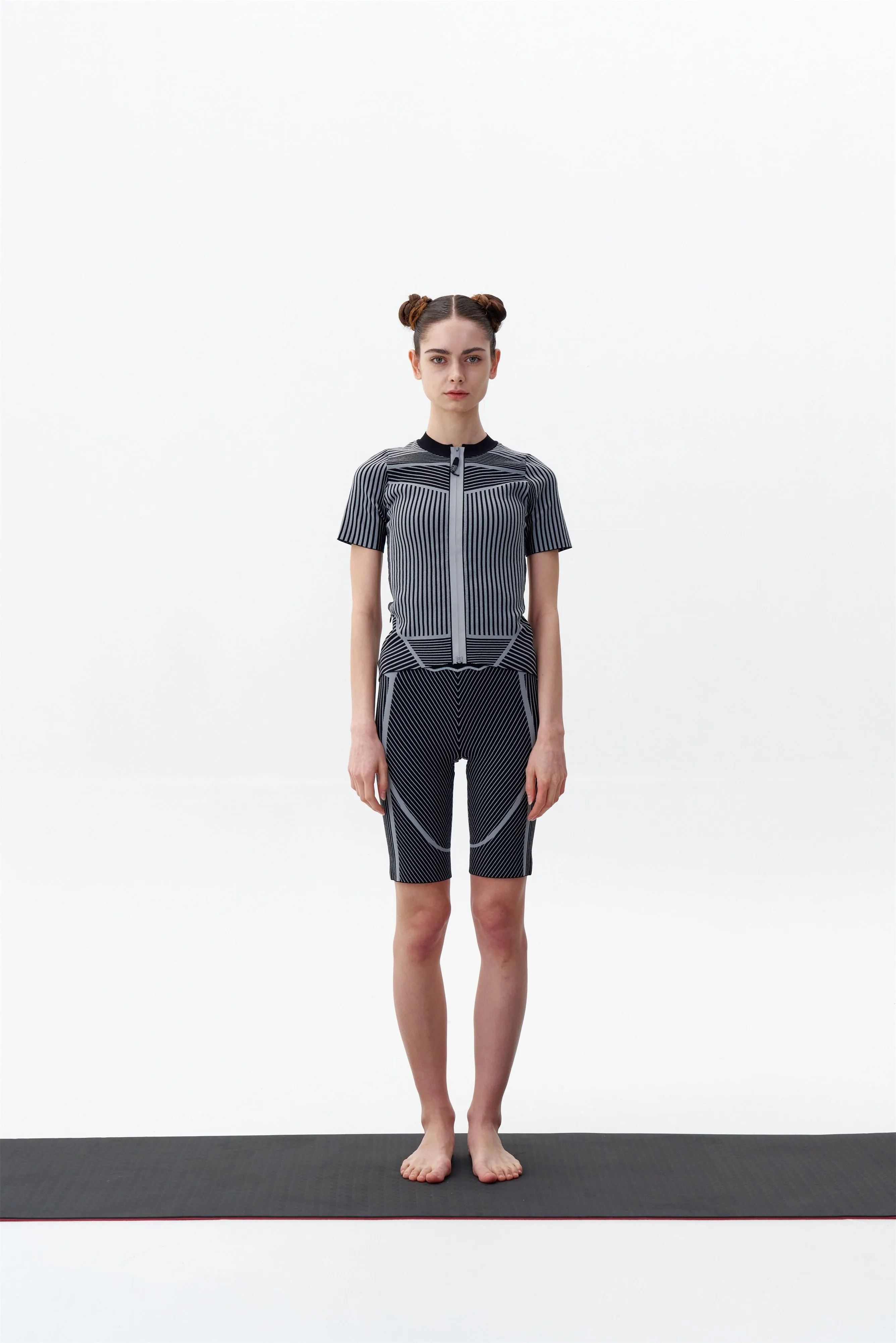 LoopwheelFabric Temperature Regulating Fabric GEN-5 ECO COMPRESSION CYCLING TOP