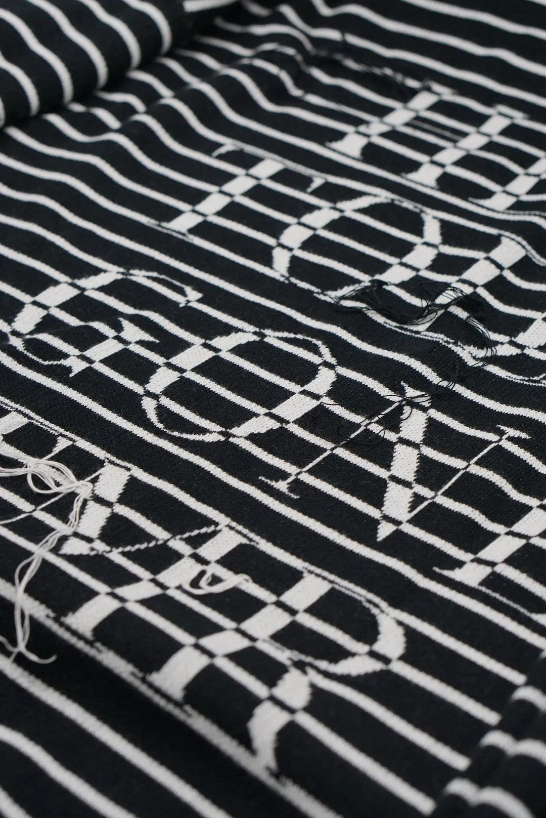 Layered Wearable HERE TODAY GONE TMR KNITTED SWEATER