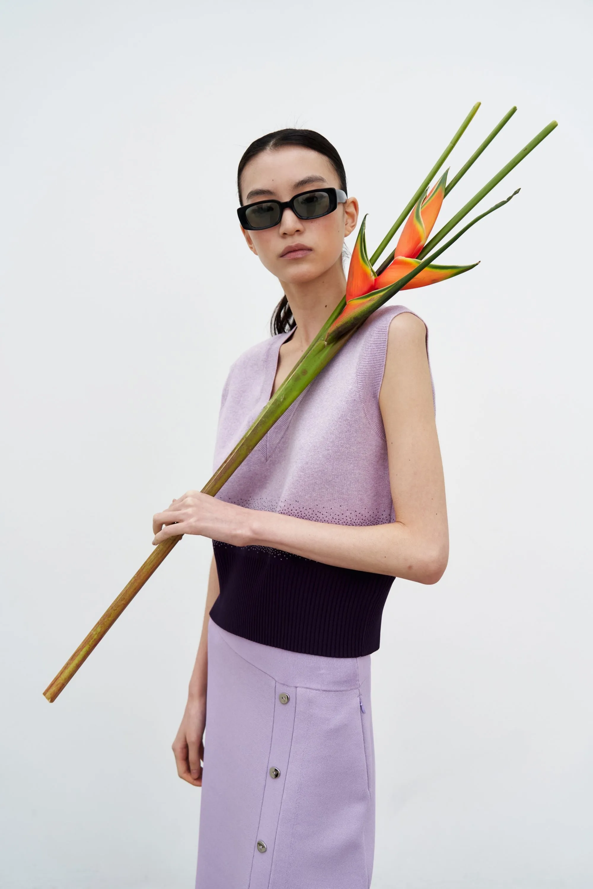 FLORIAN GRADIENT PRINT KNIT VEST Raw Edge Detail Contrast Stitch