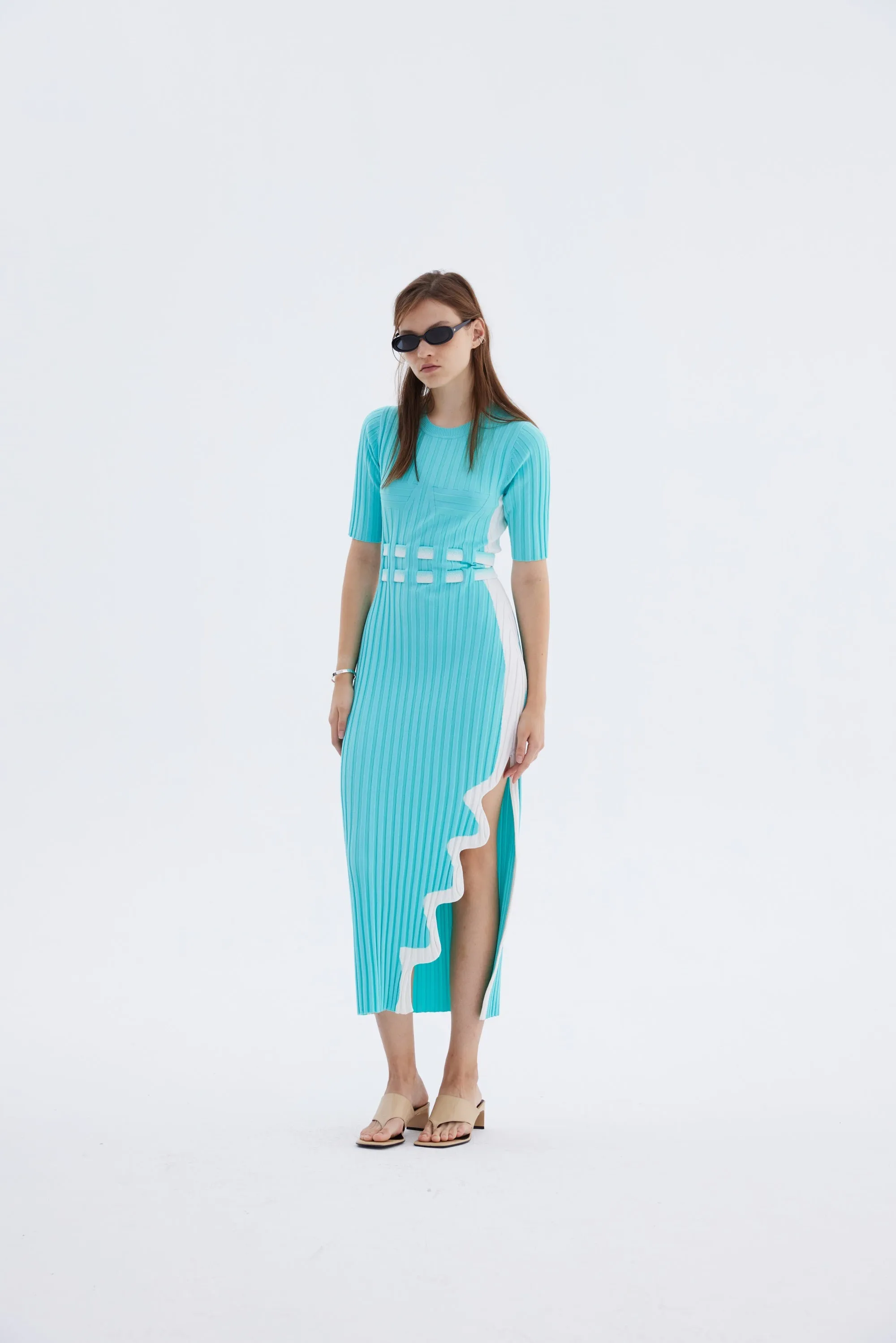 Emerging-Brand JODIE PLEATED LONG DRESS WITH WAVY SIDE SLIT