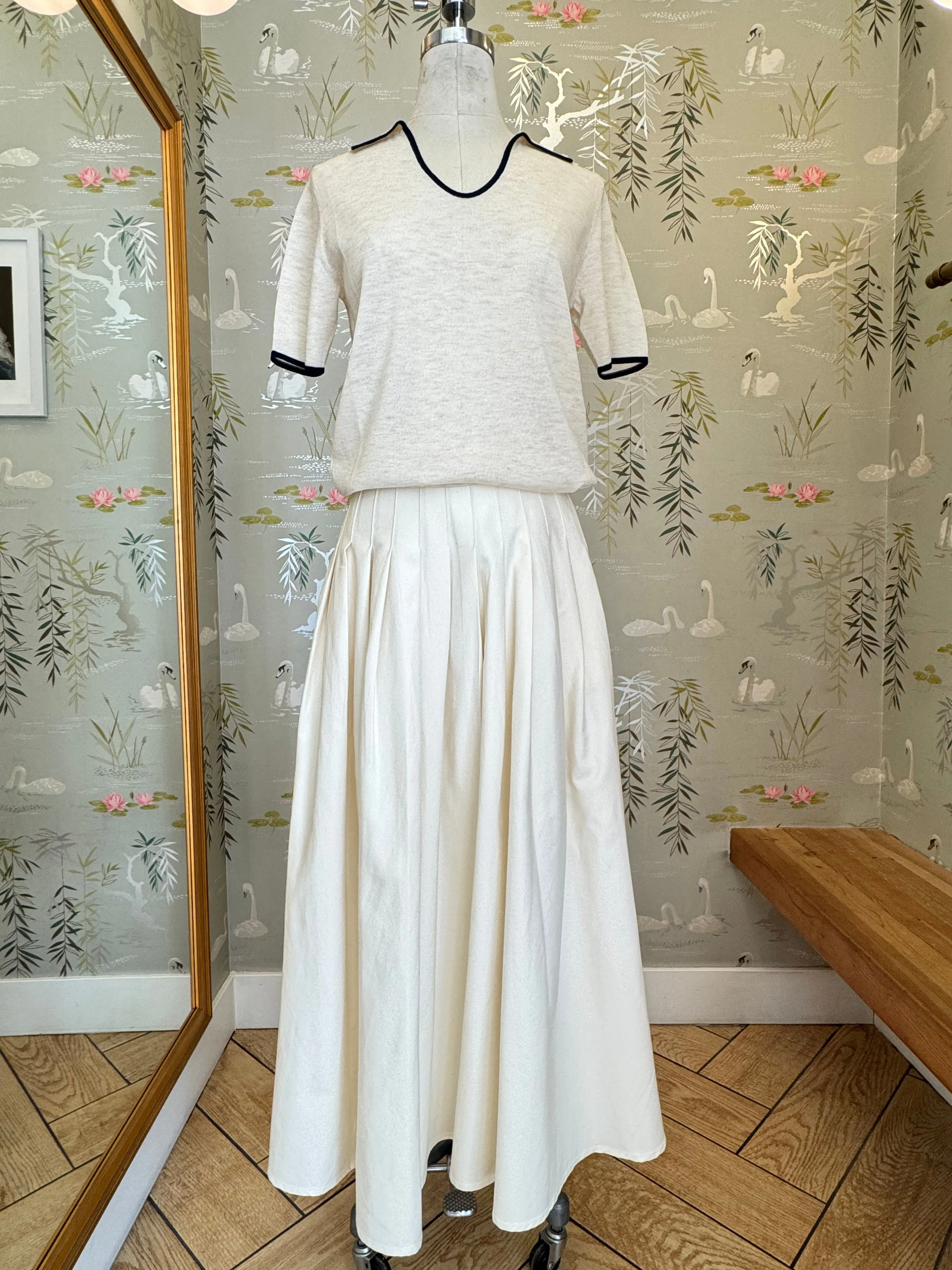 Josie Pleated Skirt understated look Relaxed Vibes