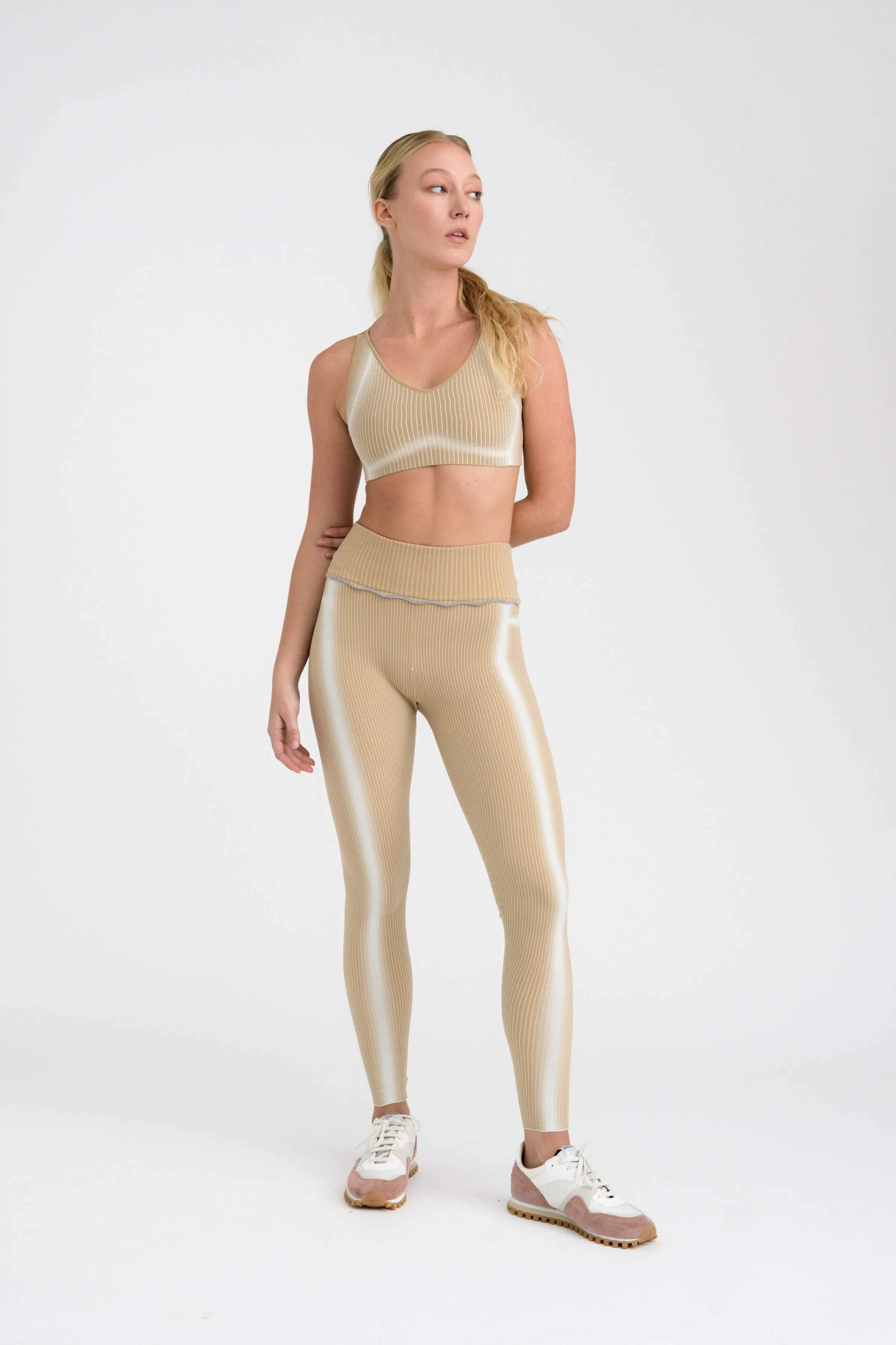 GEN-6 ECO COMPRESSION LEGGING clean design Chilly Day Comfort