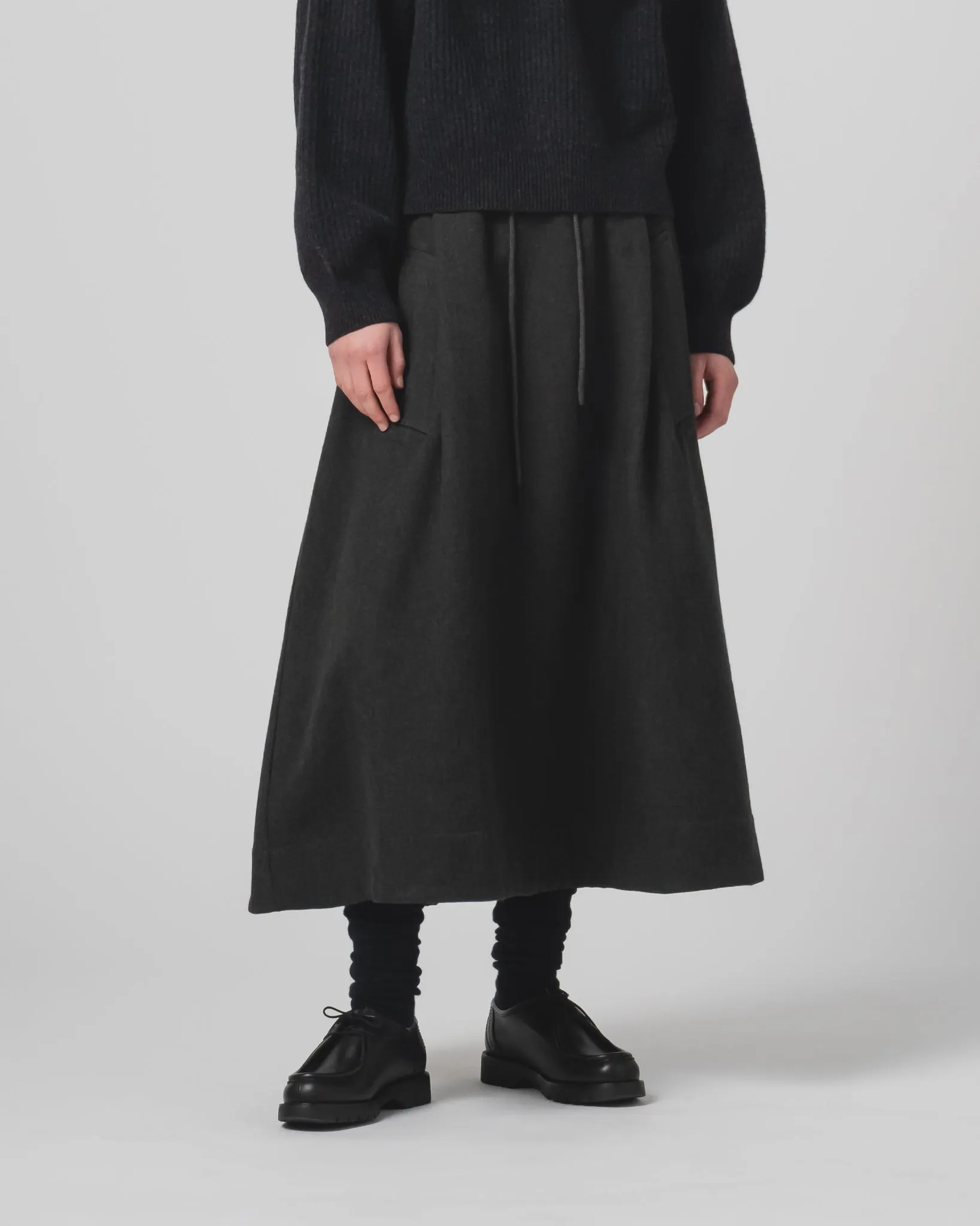 Date night G.o.D Meadow Skirt Terrestre Wool Anthracite