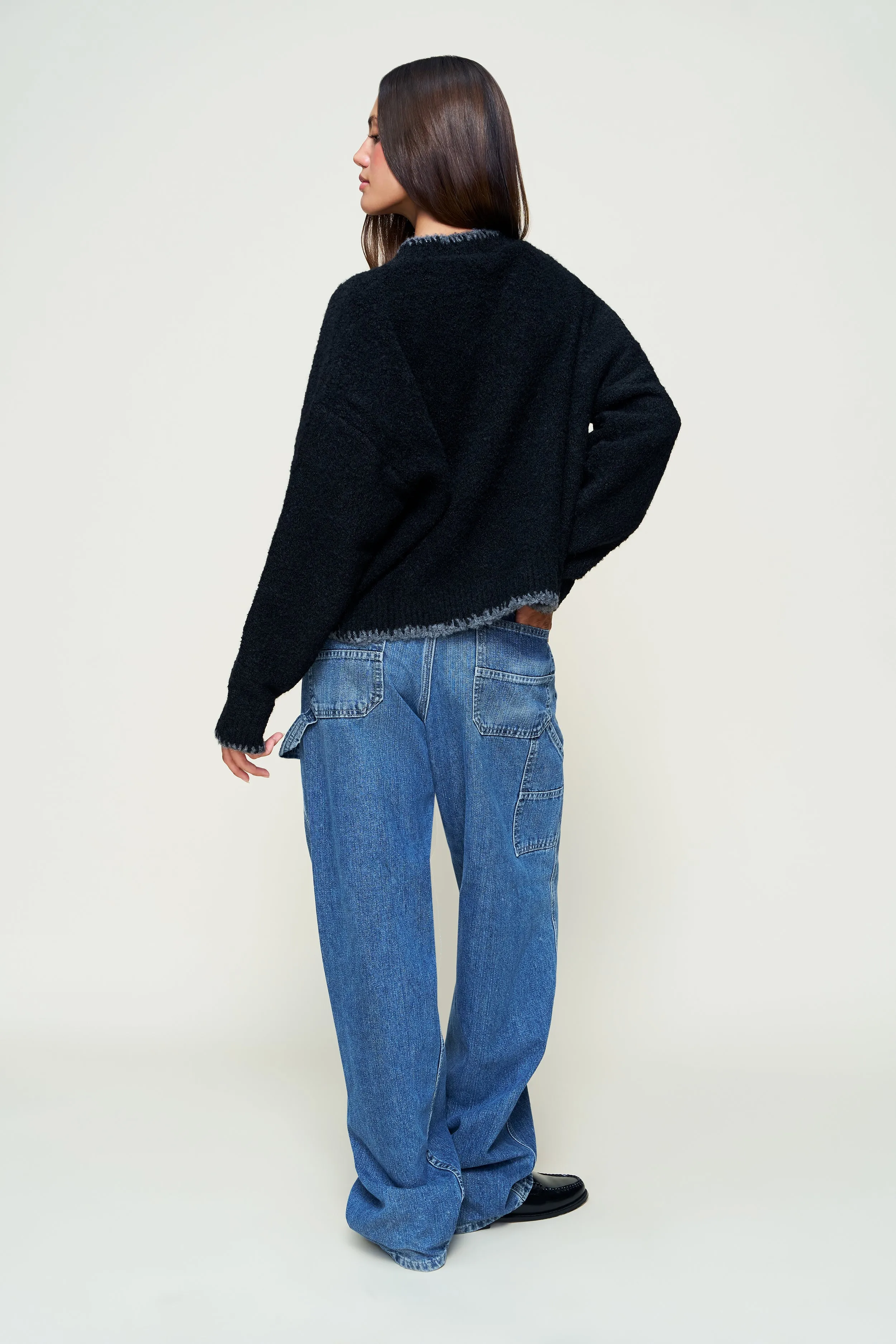 Comfy Movement Guizio Heart Wool Sweater