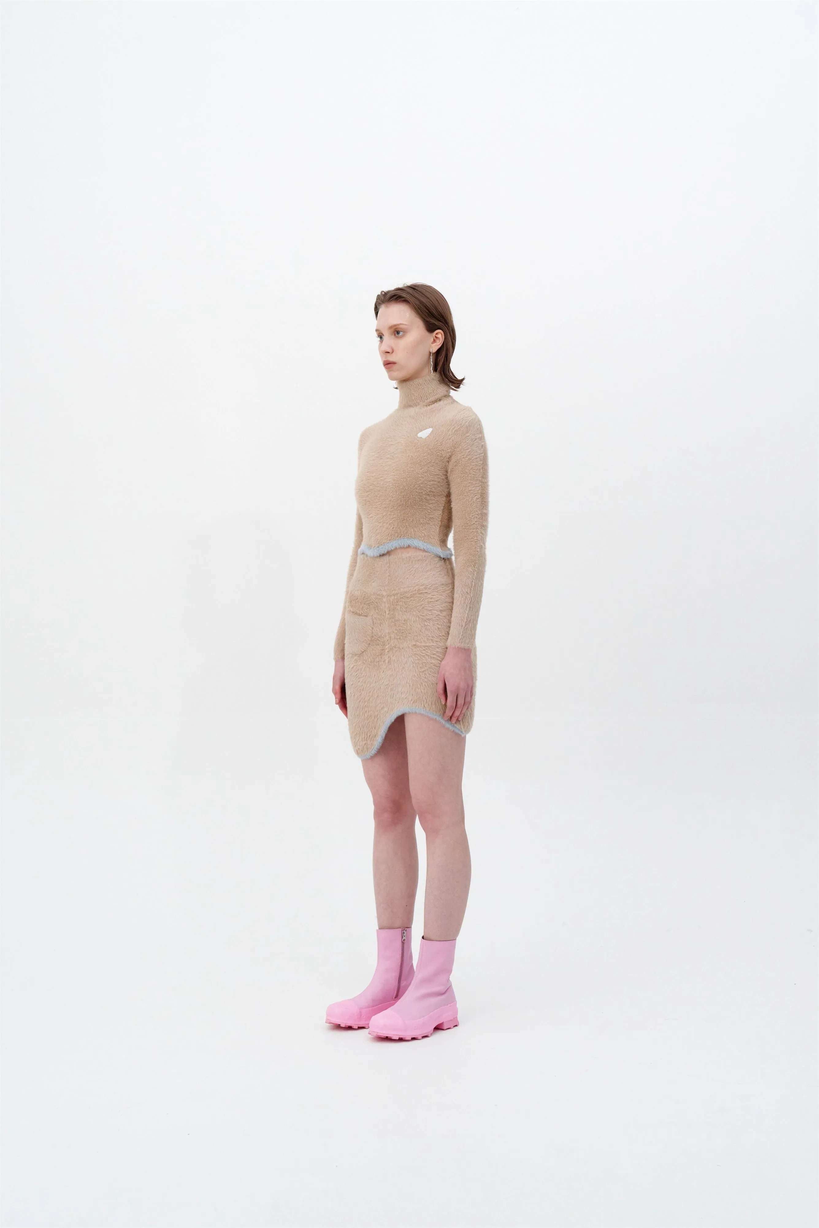 ELARA ECO FAUX FUR CROPPED TURTLENECK PULLOVER Stylish T-shirt Colorfast Dye Method