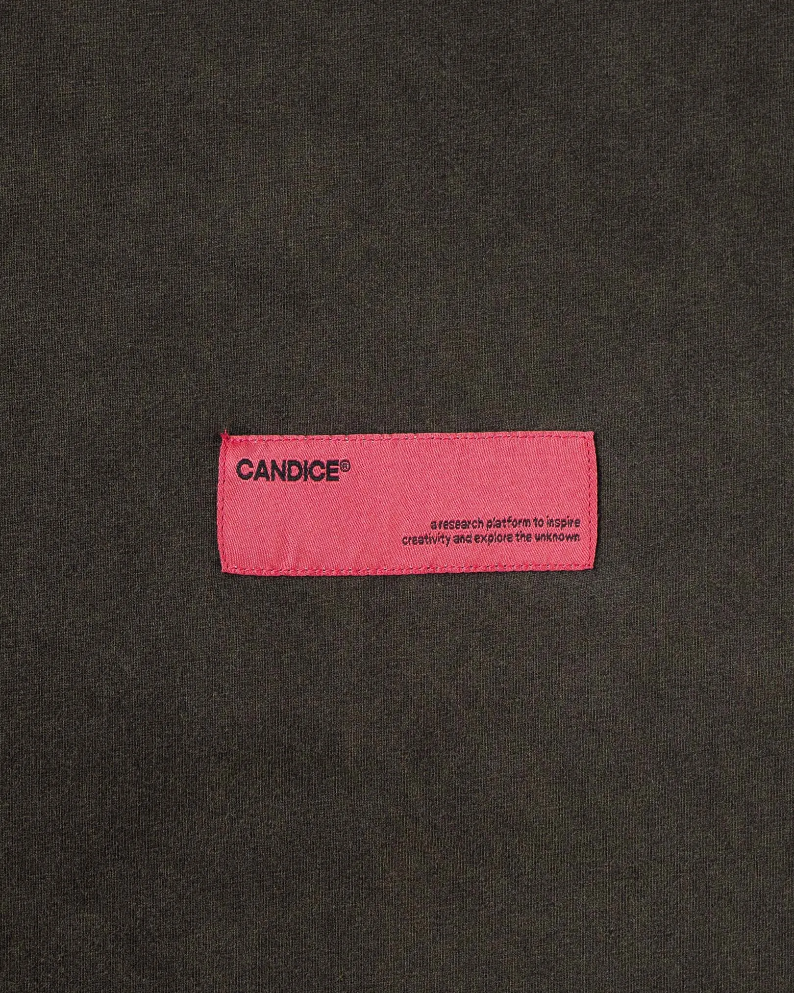 Index Tee Wrinkle Resistant Texture Breathable Design