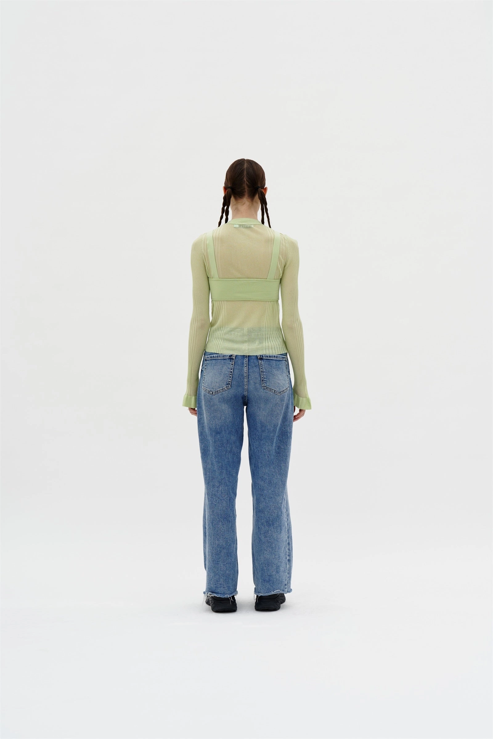 GILLIAN LONG SLEEVE CROPPED TOP WITH REMOVEABLE BRA TearResistant