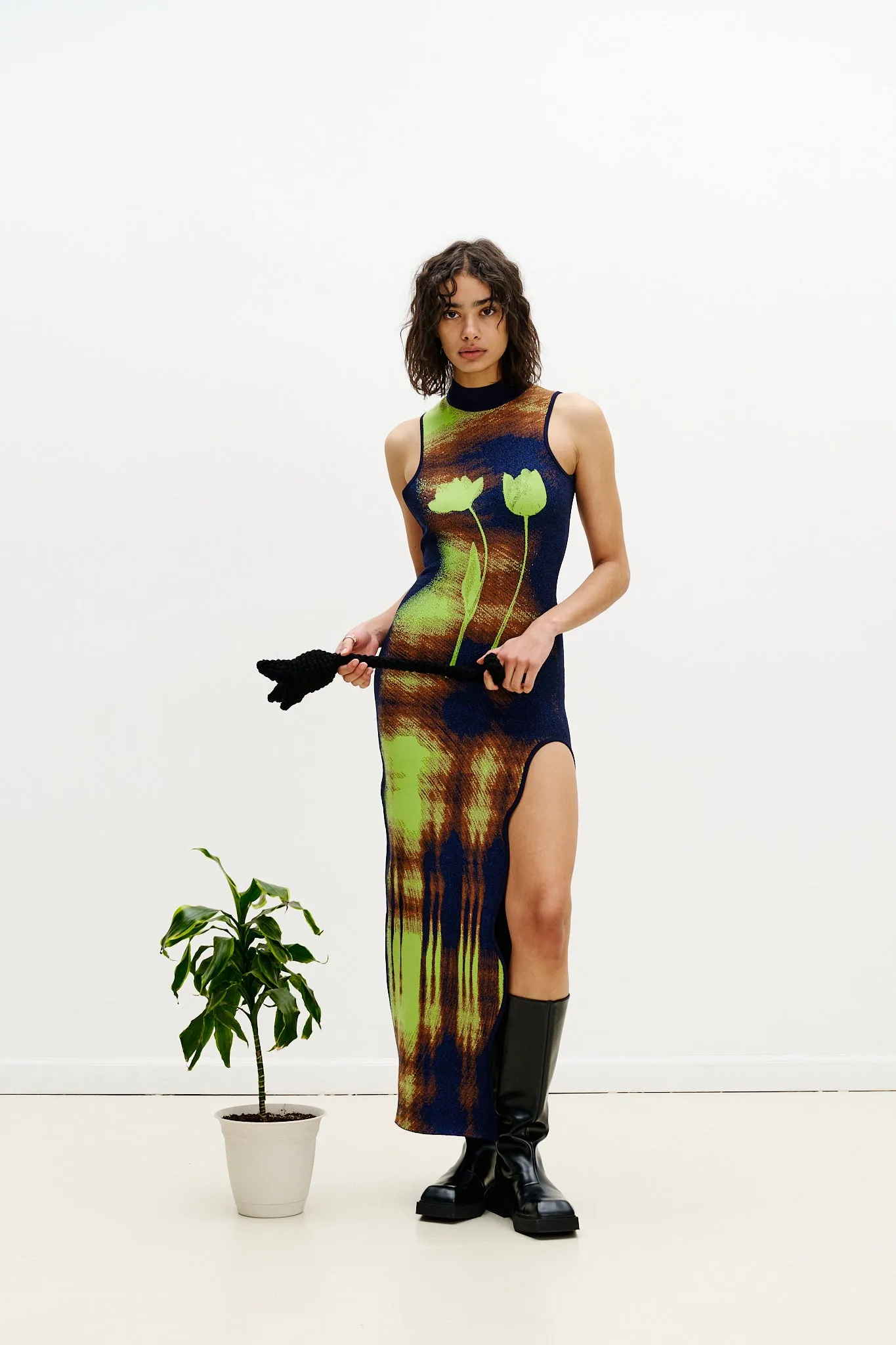 HUXLEE WAVY MAXI DRESS Soft Cut Easy Match