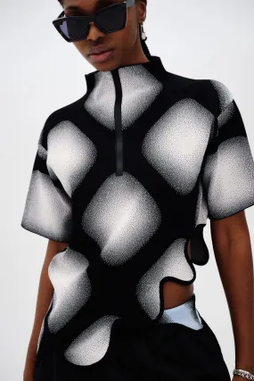 Durable Binding SoftLining RINGO UV REACTIVE PLAID TOP WITH WAVY HEM