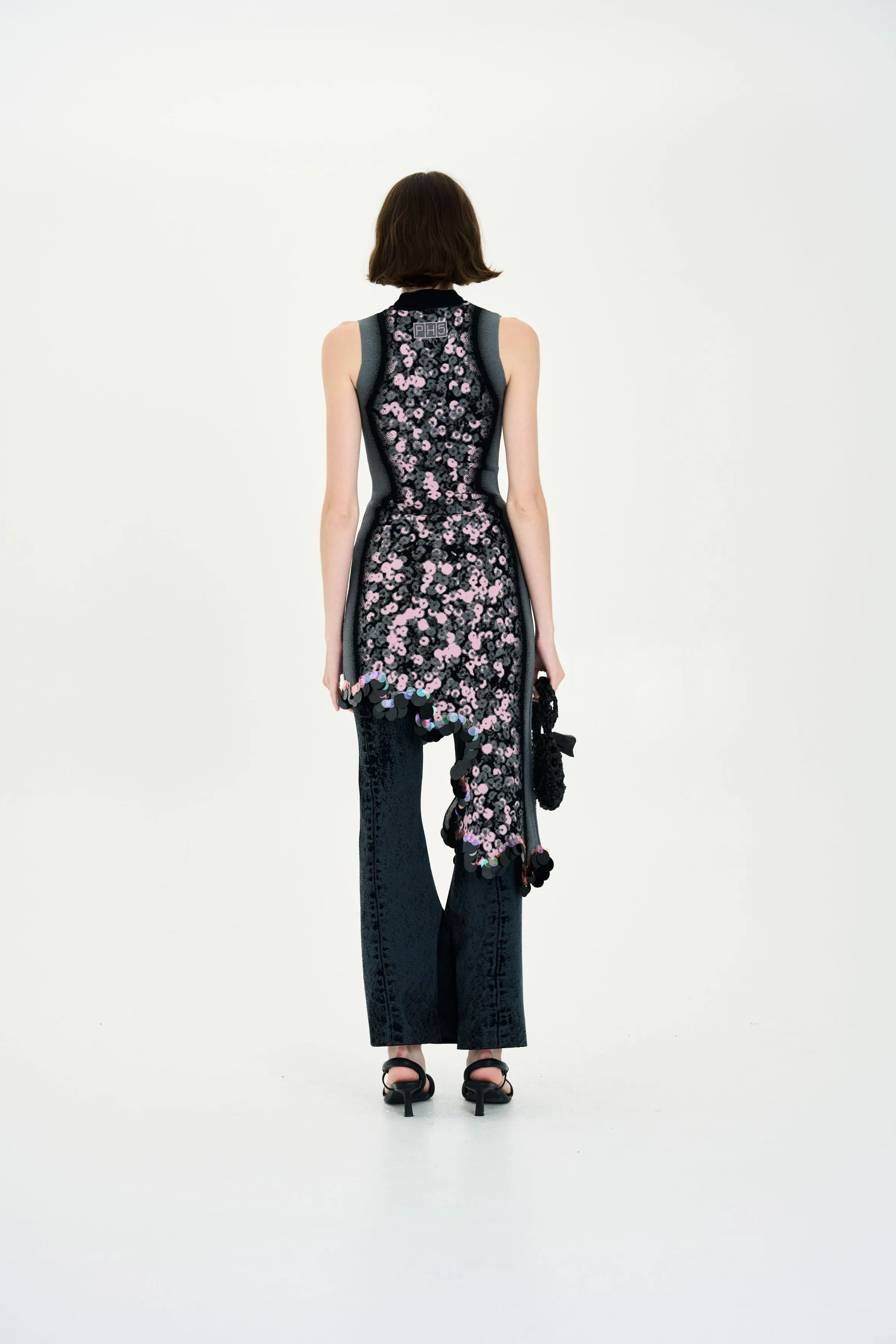 Party Perfect Cozy Flex IRIS SIGNATURE WAVY DRESS WITH SEQUINS