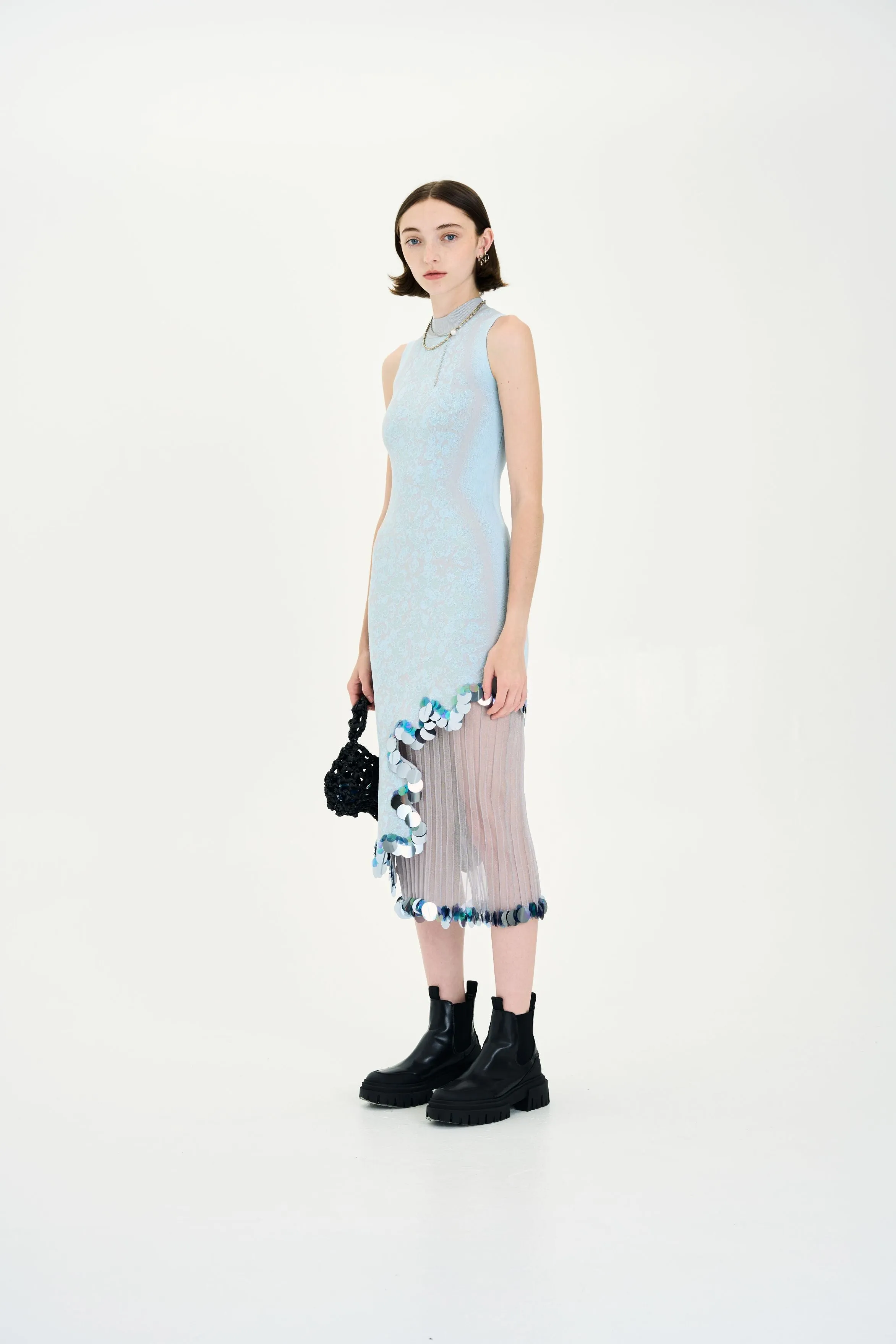 IRIS SIGNATURE WAVY DRESS WITH SEQUINS Comfortable Touch Sustainable-Lining