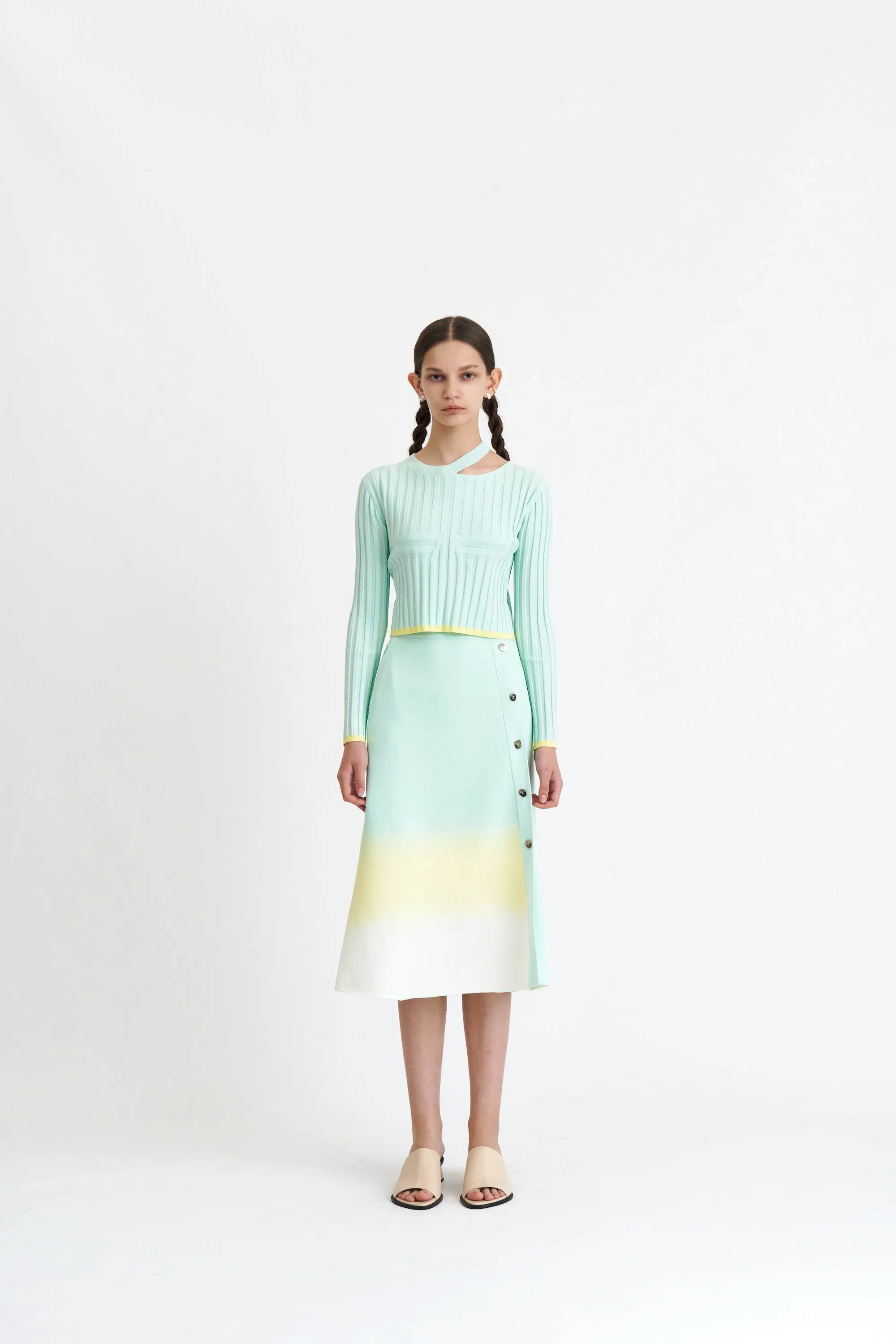 Free Movement KAFKA A-LINE MIDI SKIRT