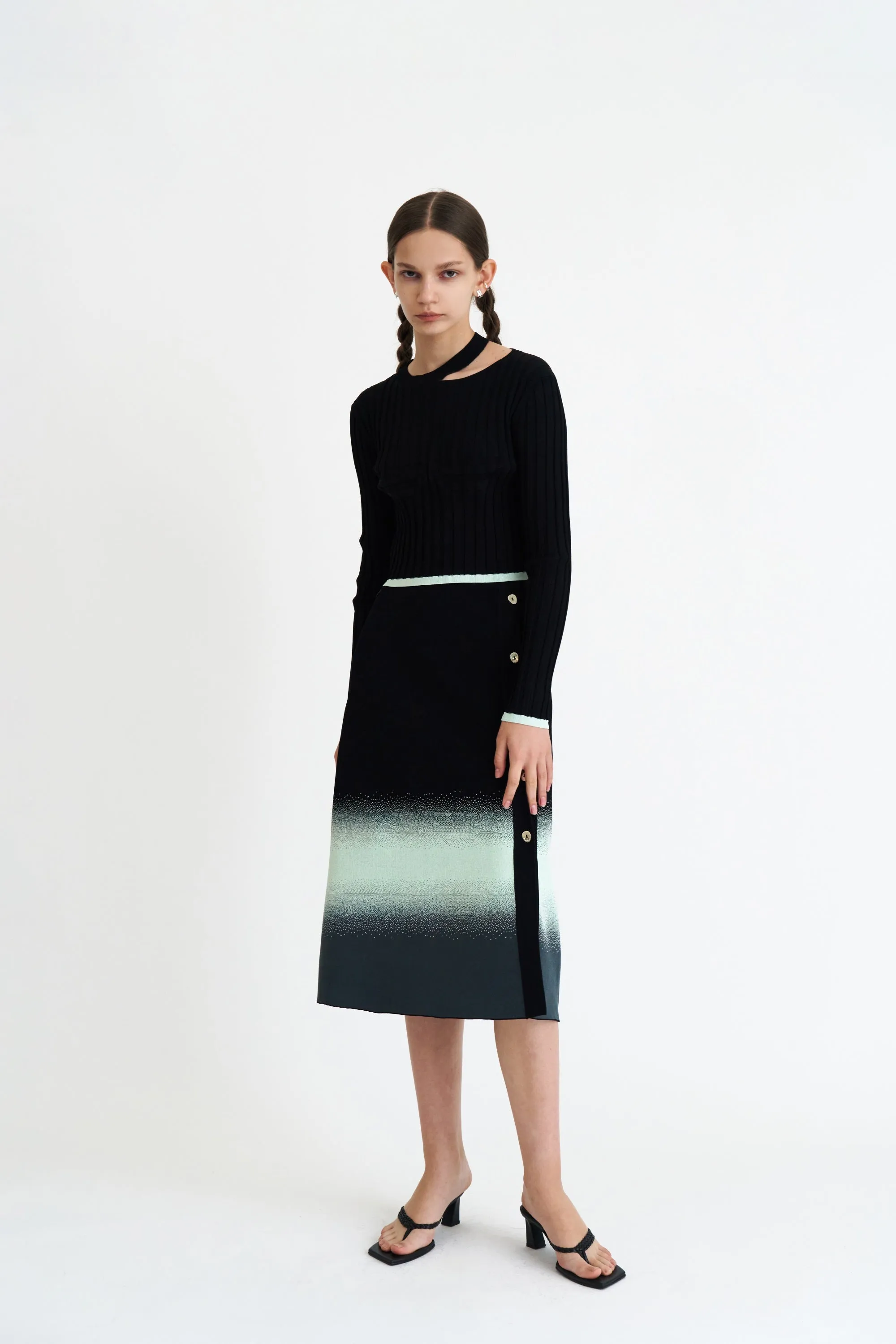 Comfy All-Day KAFKA A-LINE MIDI SKIRT