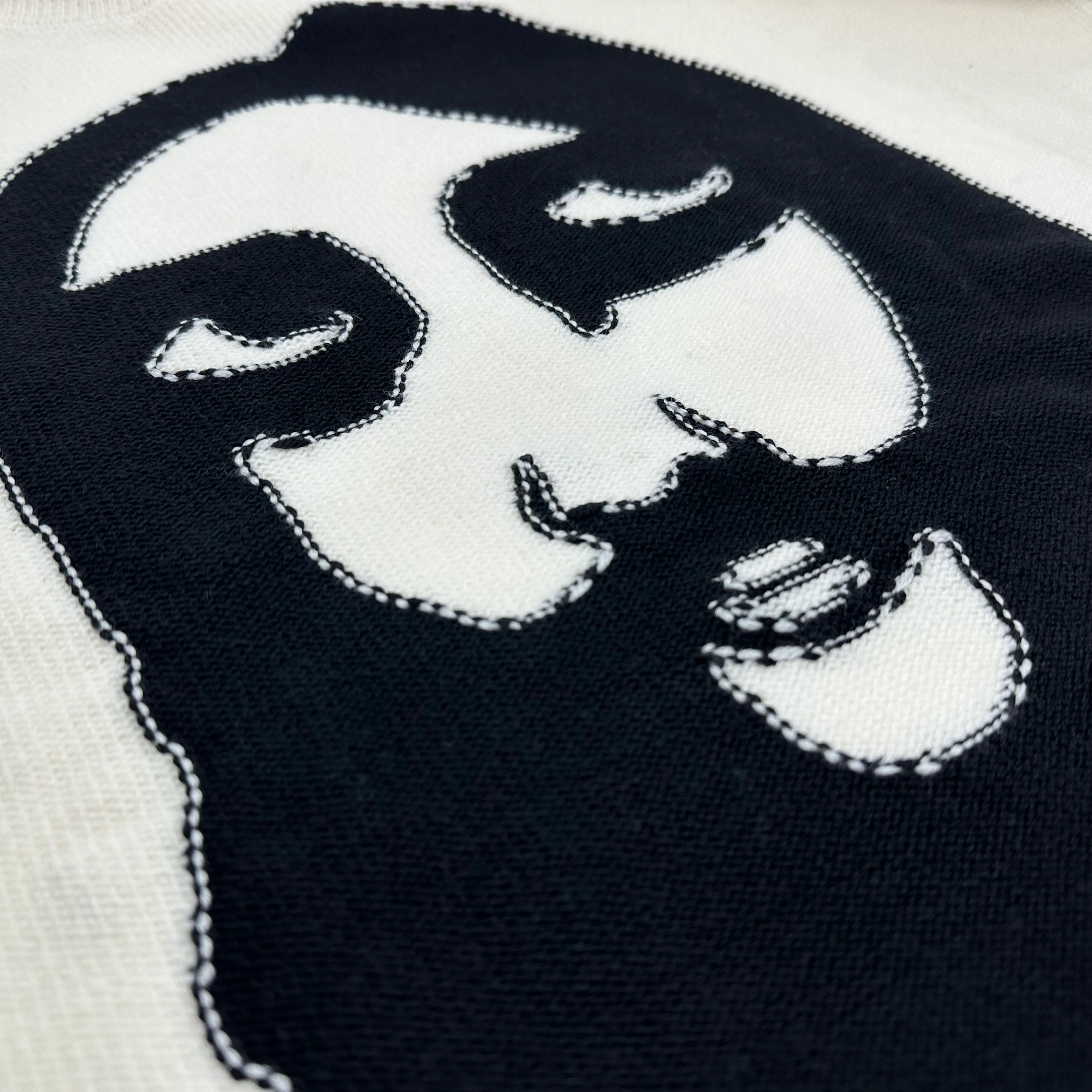 Relaxed Silhouette Comfy Knit PRAISING TURTLENECK SWEATER