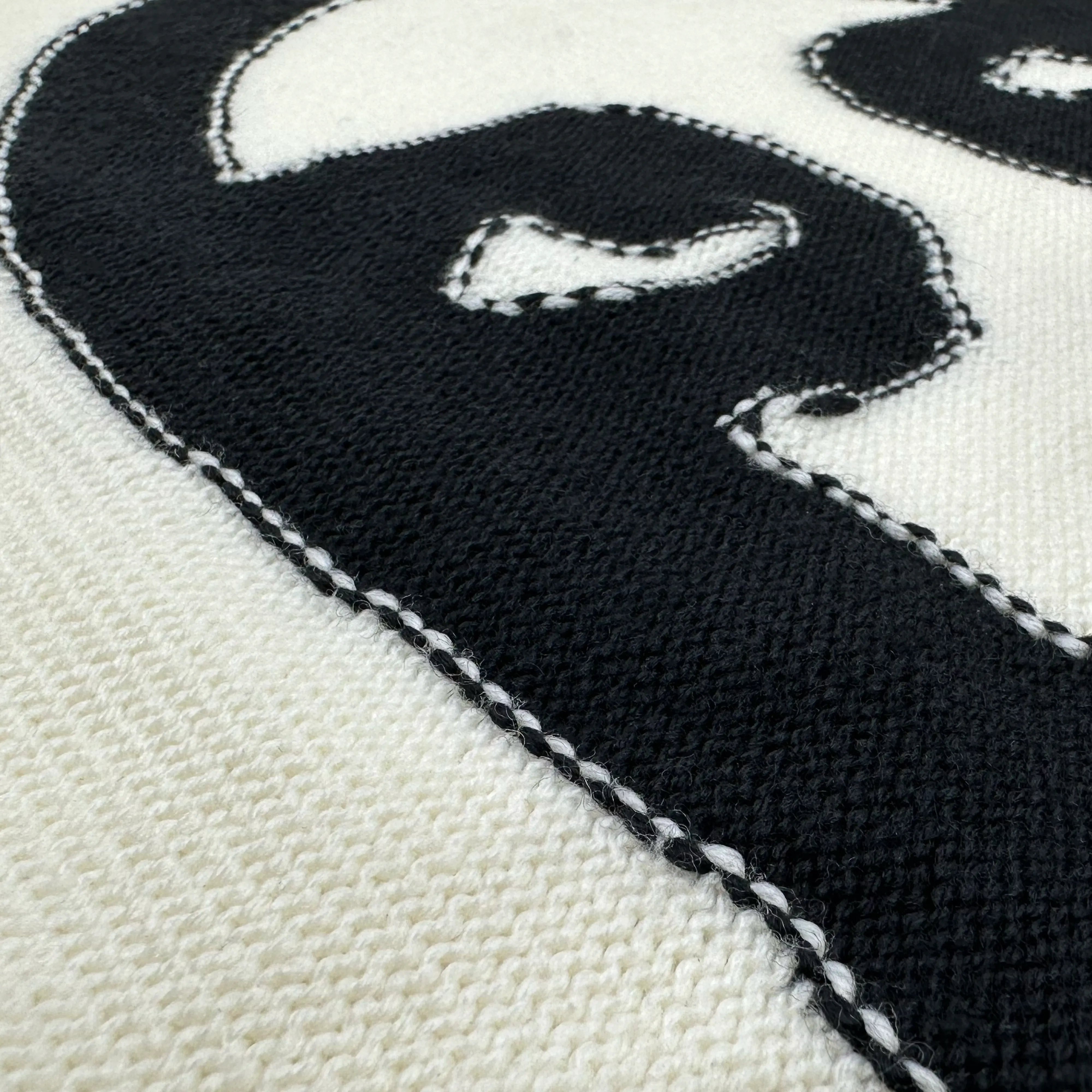 Easy Movement PRAISING TURTLENECK SWEATER