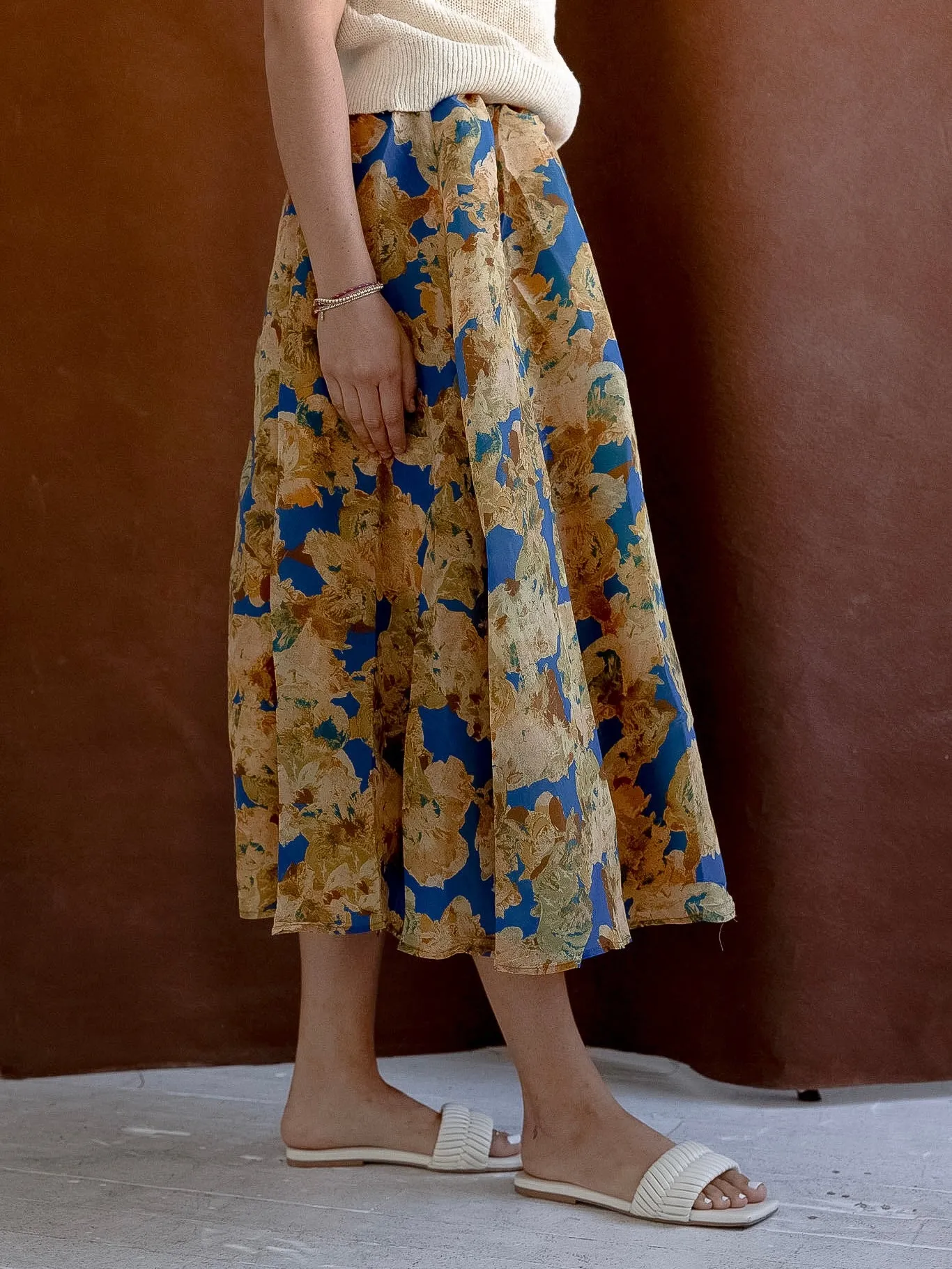 Laurel Floral Midi Skirt Chic casual