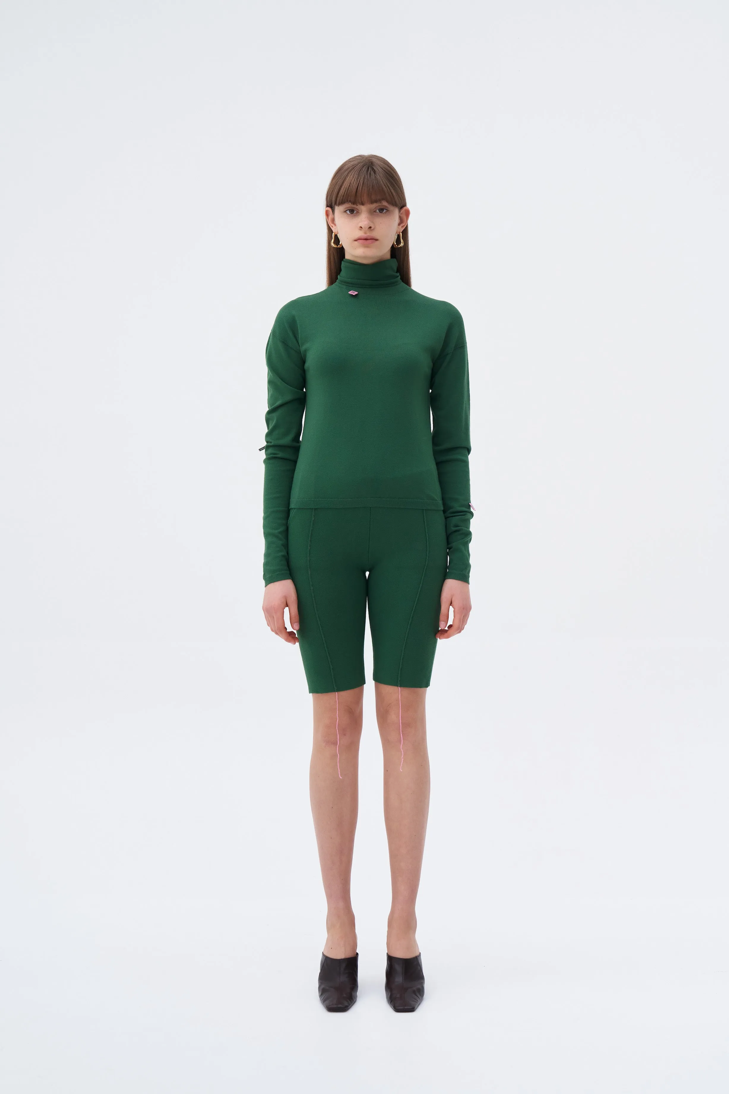 Hypoallergenic Textile Wide Shoulder Cut LAYLA SEEMLESS ECO TURTLENECK PULLOVER