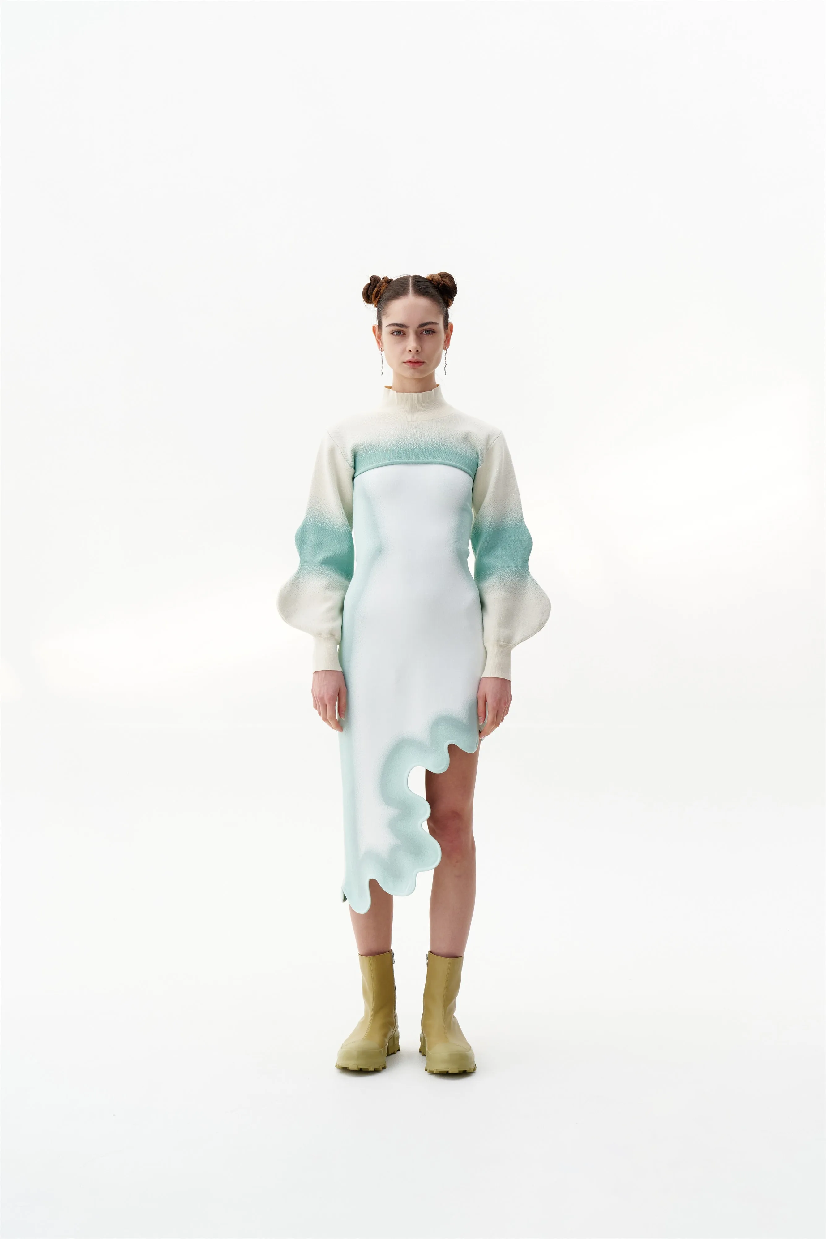 QuickDry Performance PlushLining LEDA "SPRAY PAINTED" CROPPED MOCKNECK WITH WAVY SLEEVES