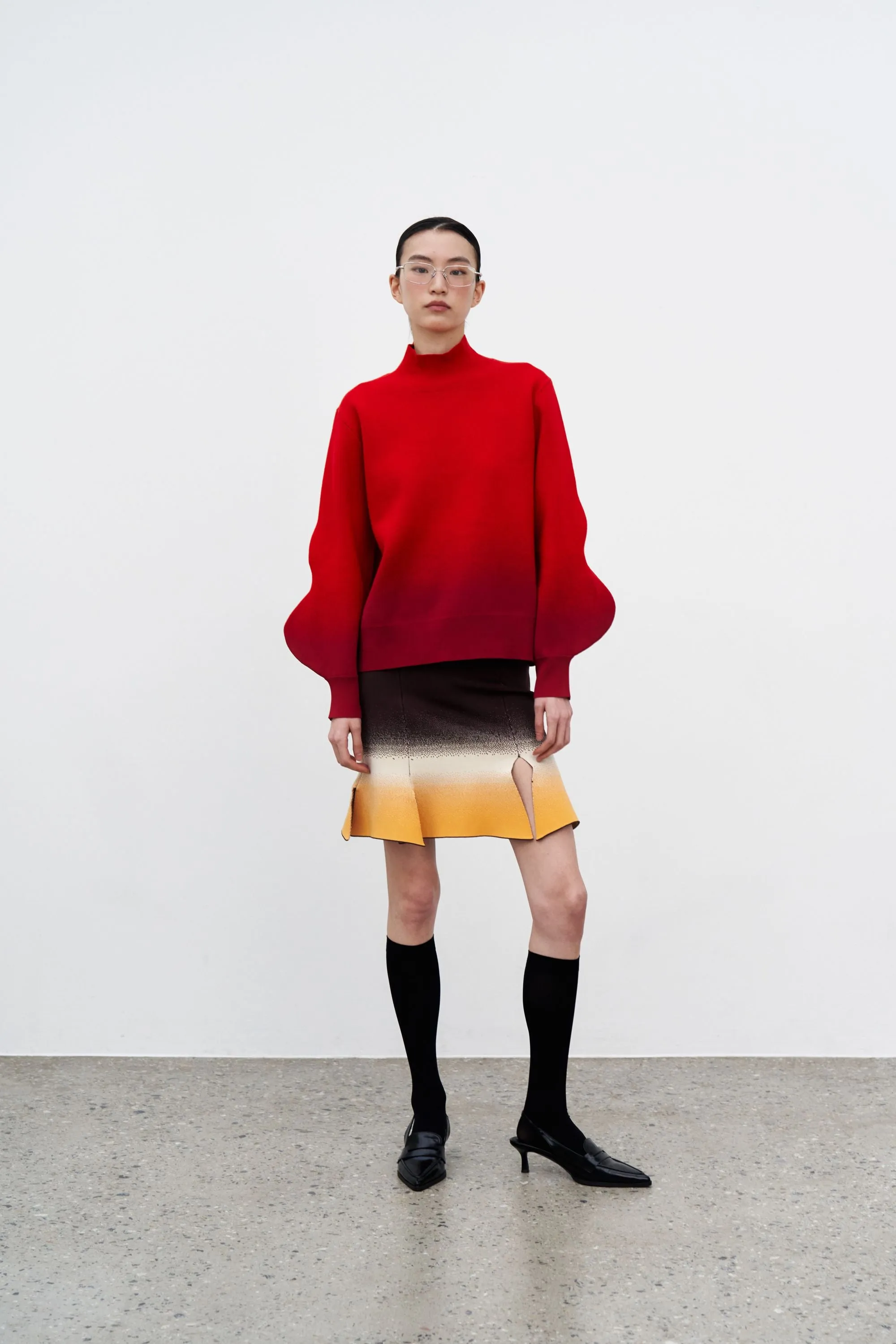 LIKO GRADIENT PRINT MOCKNECK WITH WAVY SLEEVES Tear Resistant Reinforcement